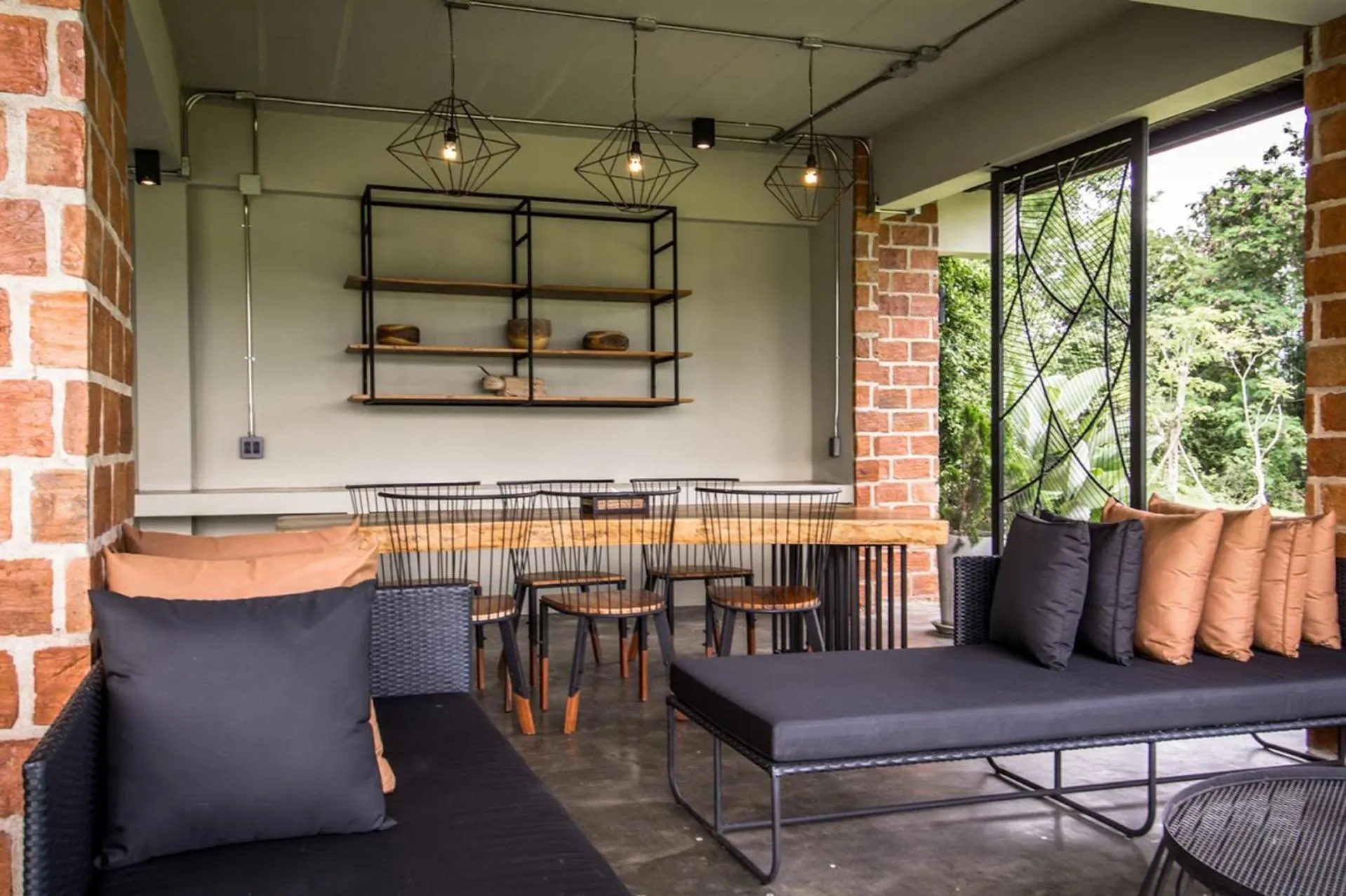 Dining area in Puripai Villa Wellness & Retreat