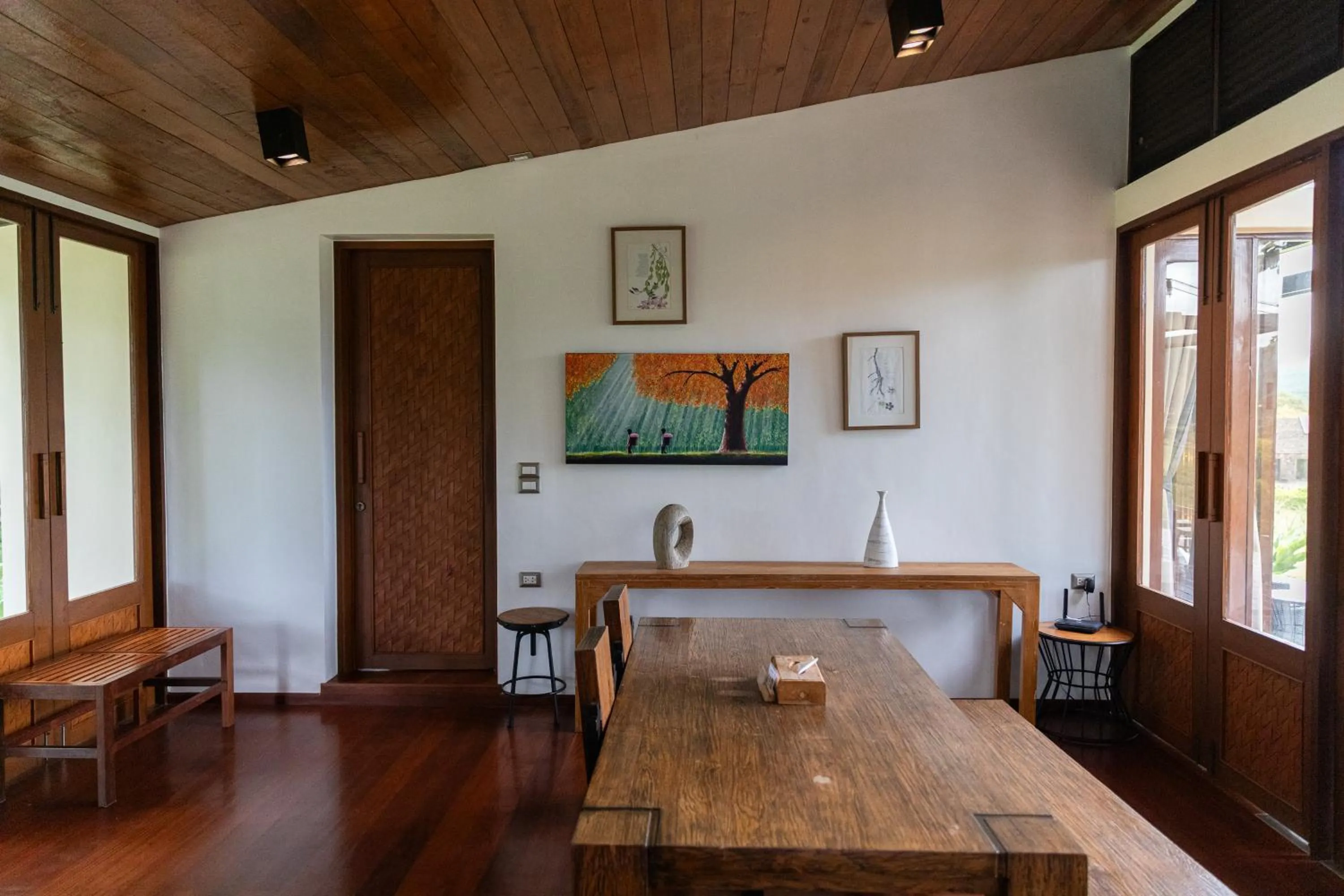 Dining area in Puripai Villa Wellness & Retreat