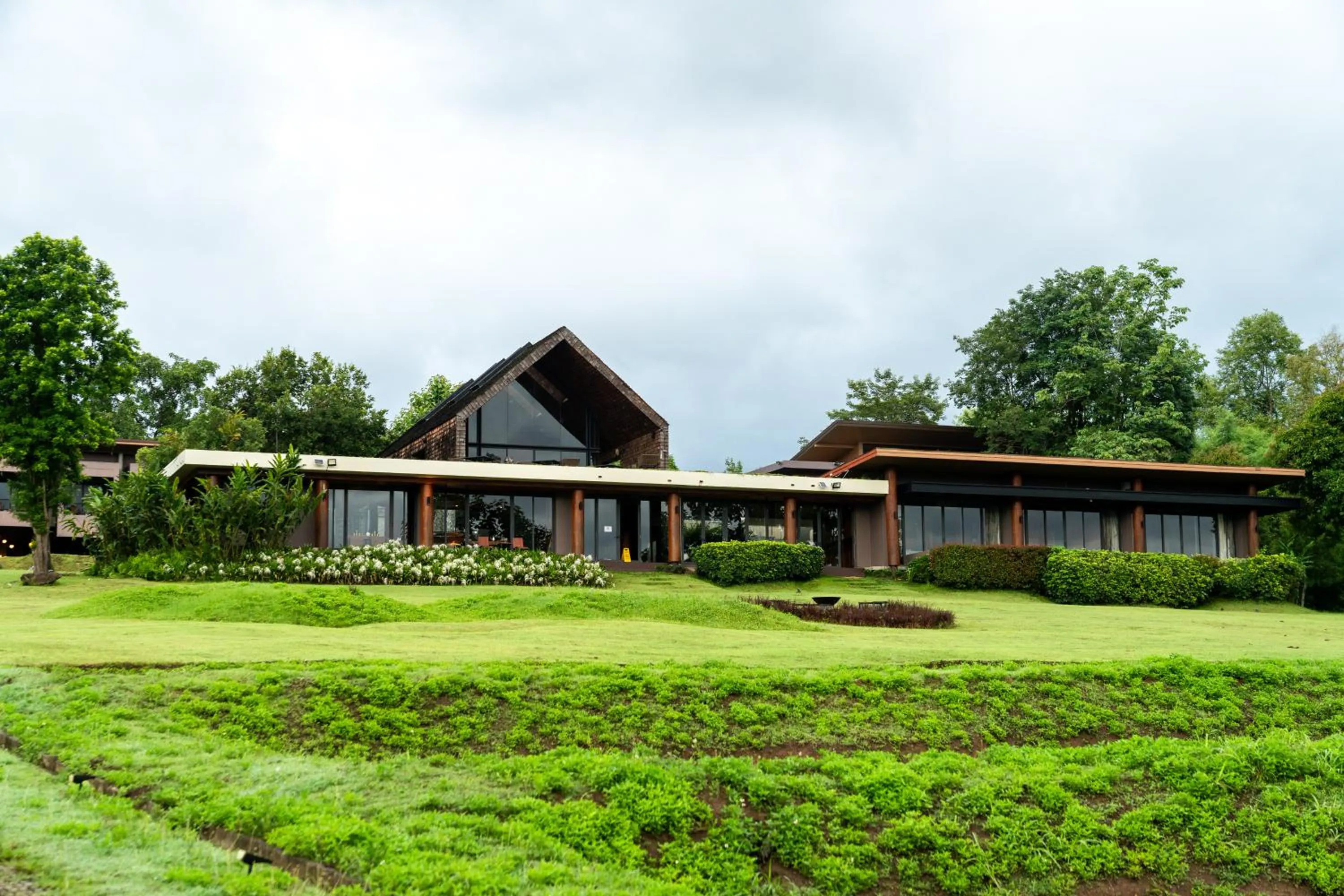 Property building in Puripai Villa Wellness & Retreat
