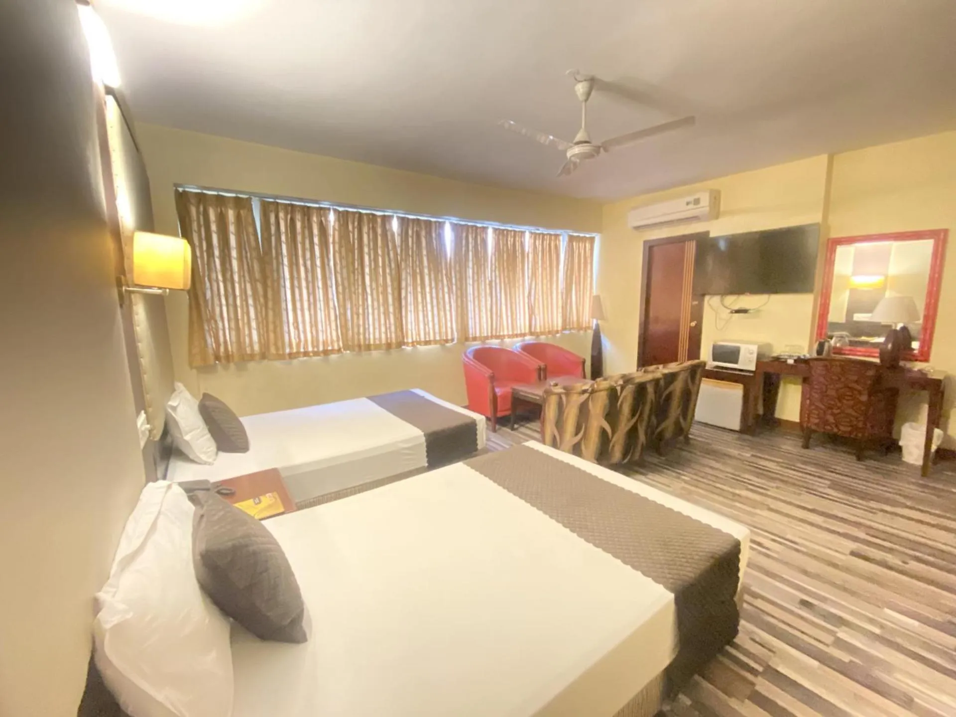 VIP in Astoria Hotel