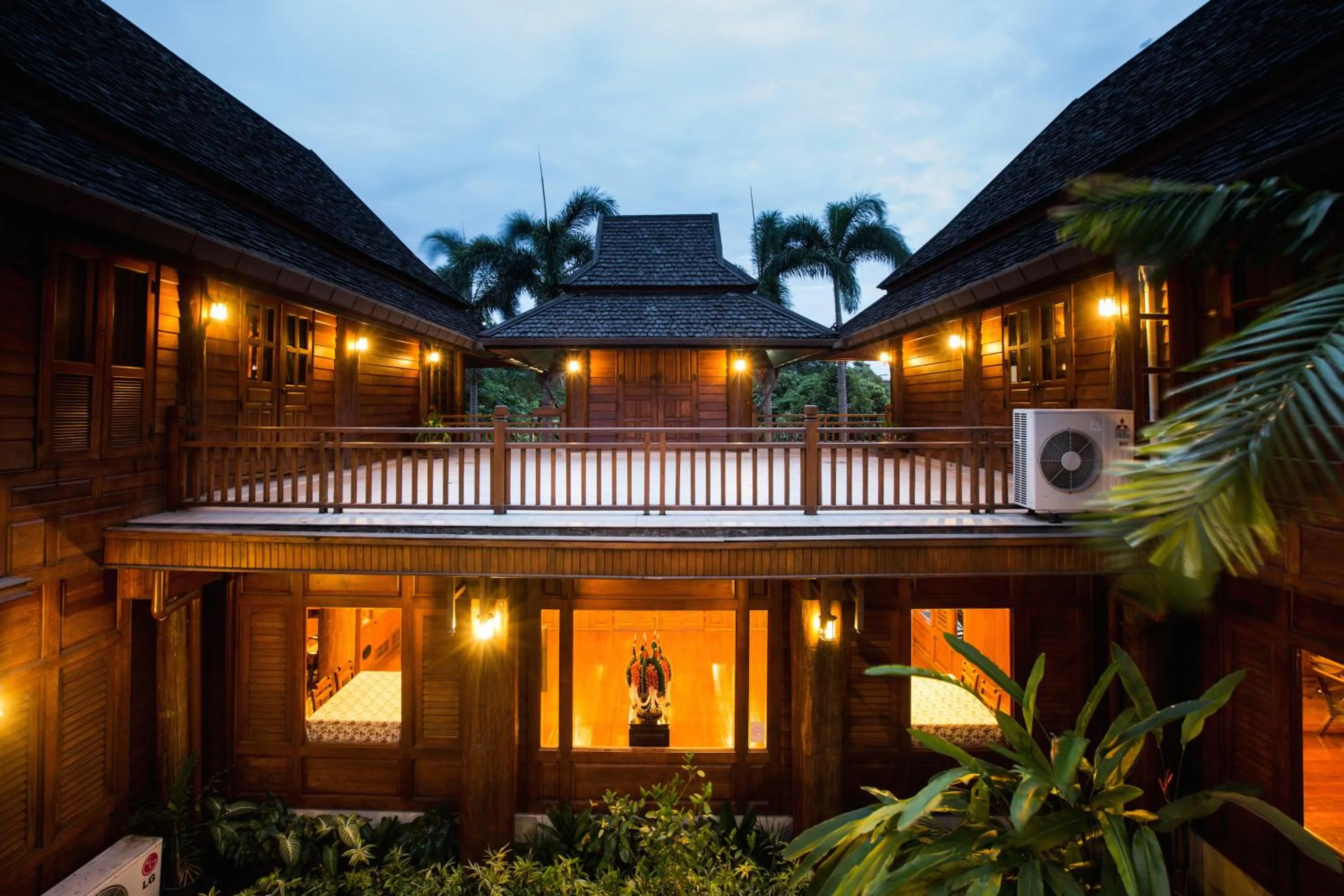 Other in Ruen Come In