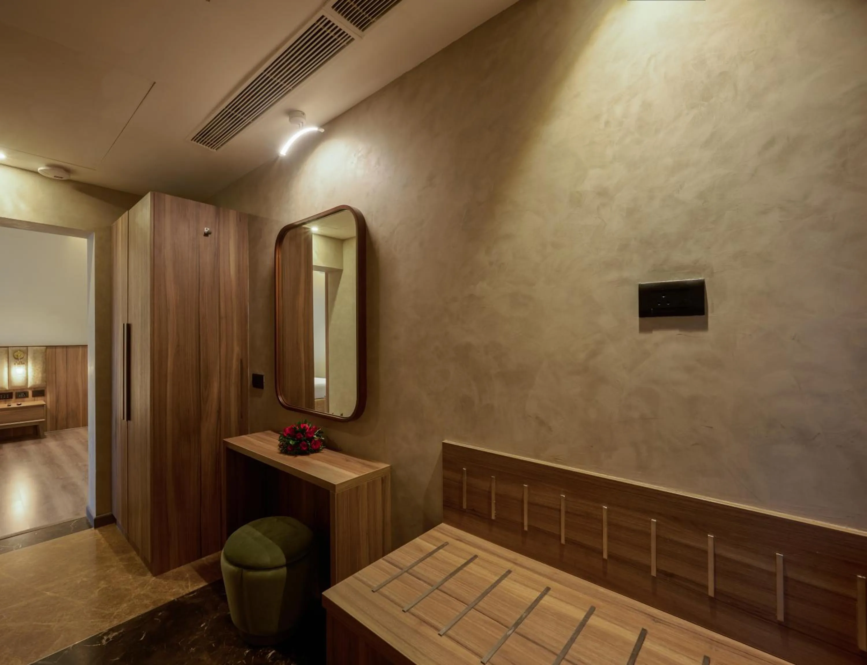 Bedroom, Bed in Flora Airport Hotel and Convention Centre Kochi