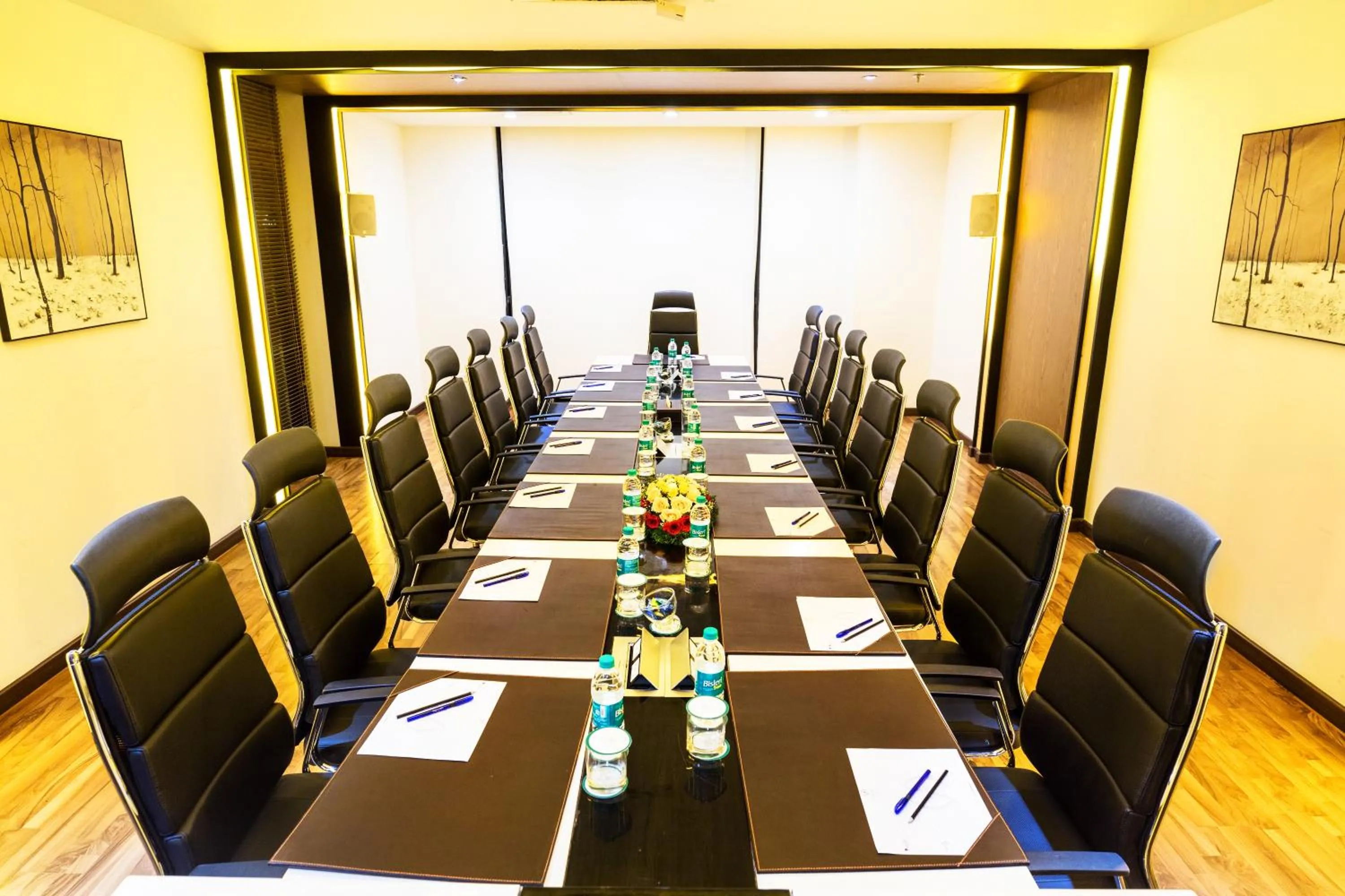Meeting/conference room in Flora Airport Hotel and Convention Centre Kochi