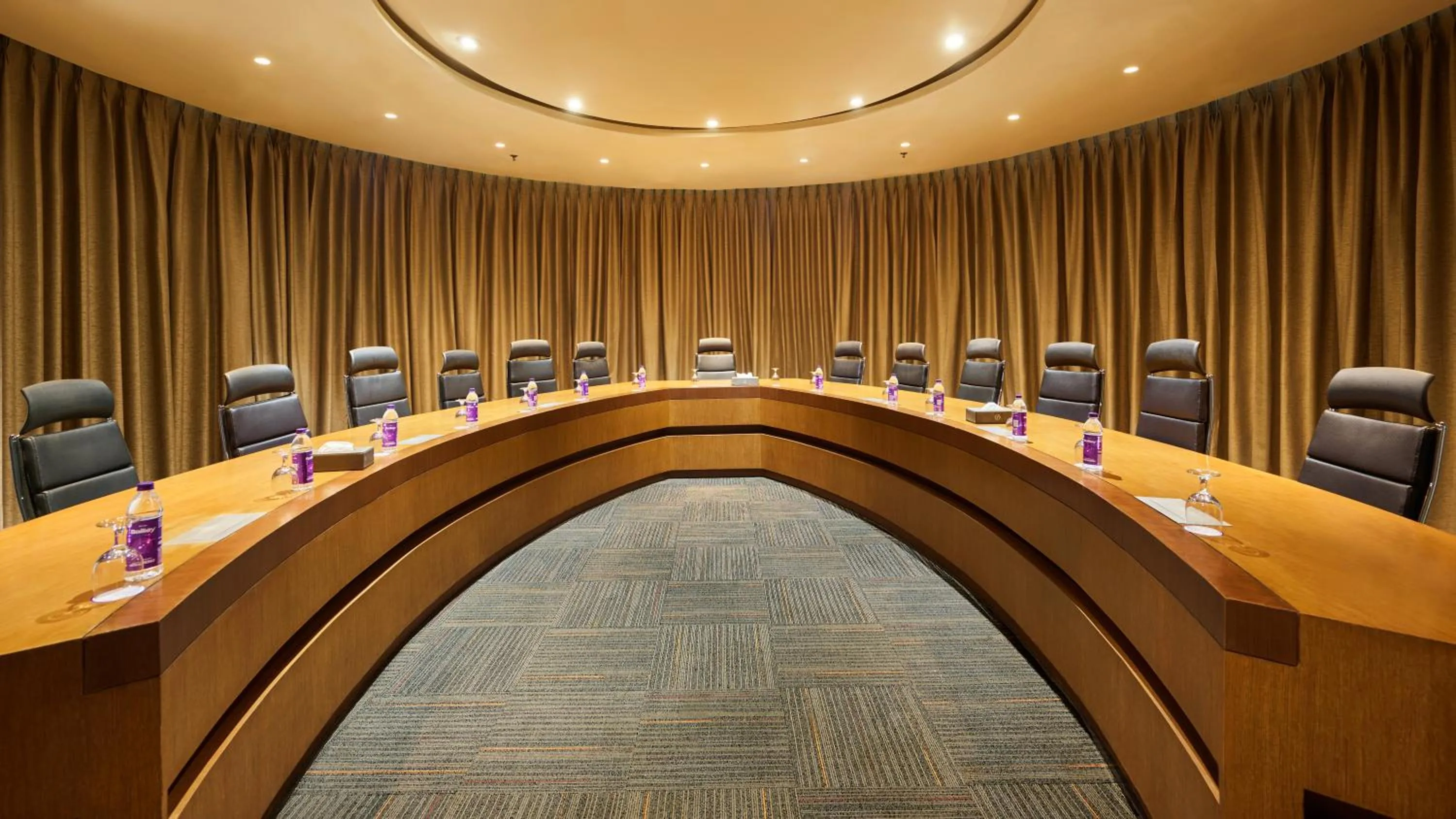 Food and drinks in Flora Airport Hotel and Convention Centre Kochi