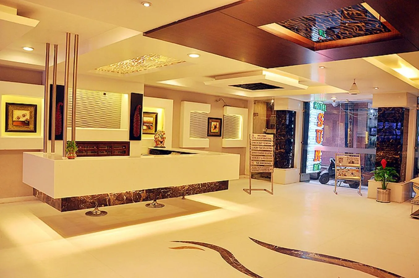 Lobby or reception in Hotel Sun International