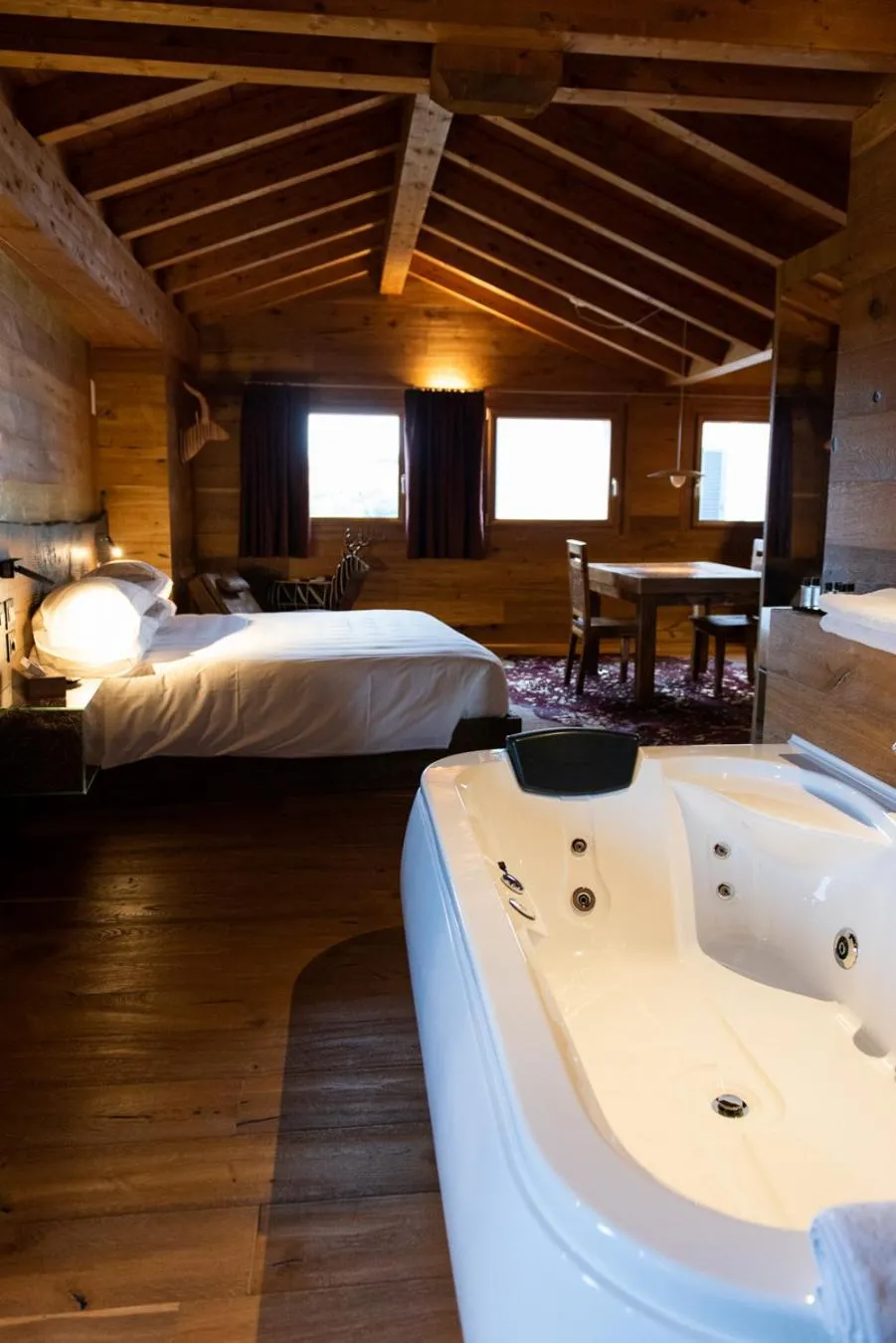 Hot Tub, Bed in Locanda Sensi