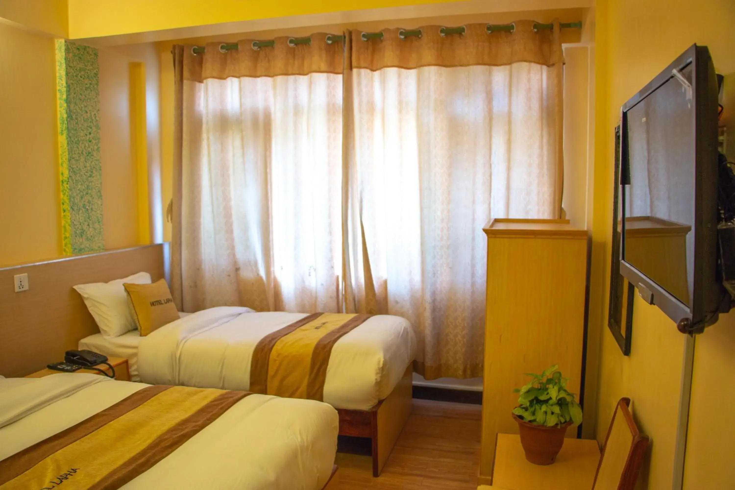 Standard Twin Room - single occupancy in Hotel Lapha Standard Twin Room - single occupancy in Hotel Lapha