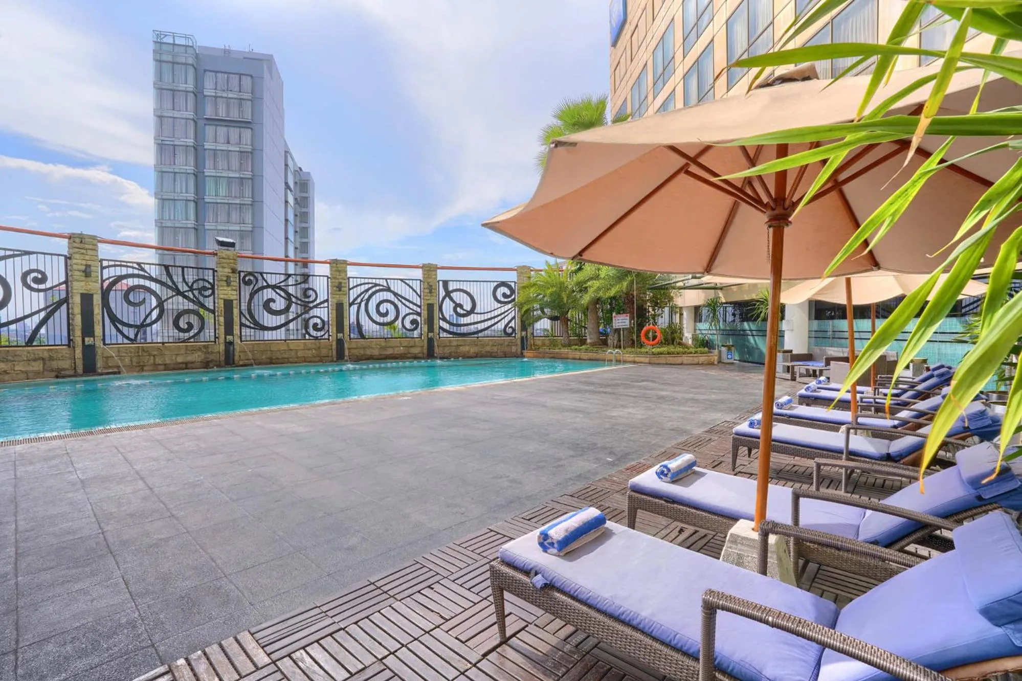 City view in Wyndham Surabaya