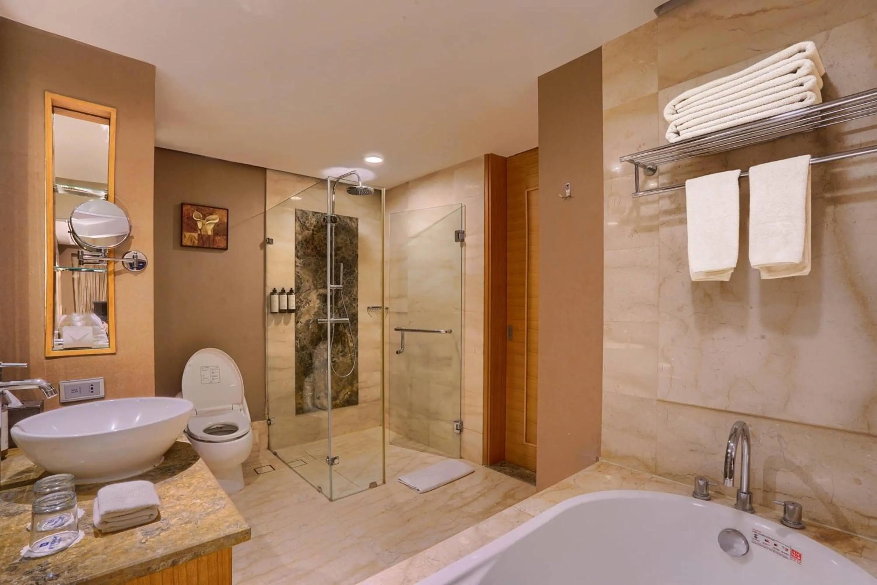 Bathroom in Wyndham Surabaya
