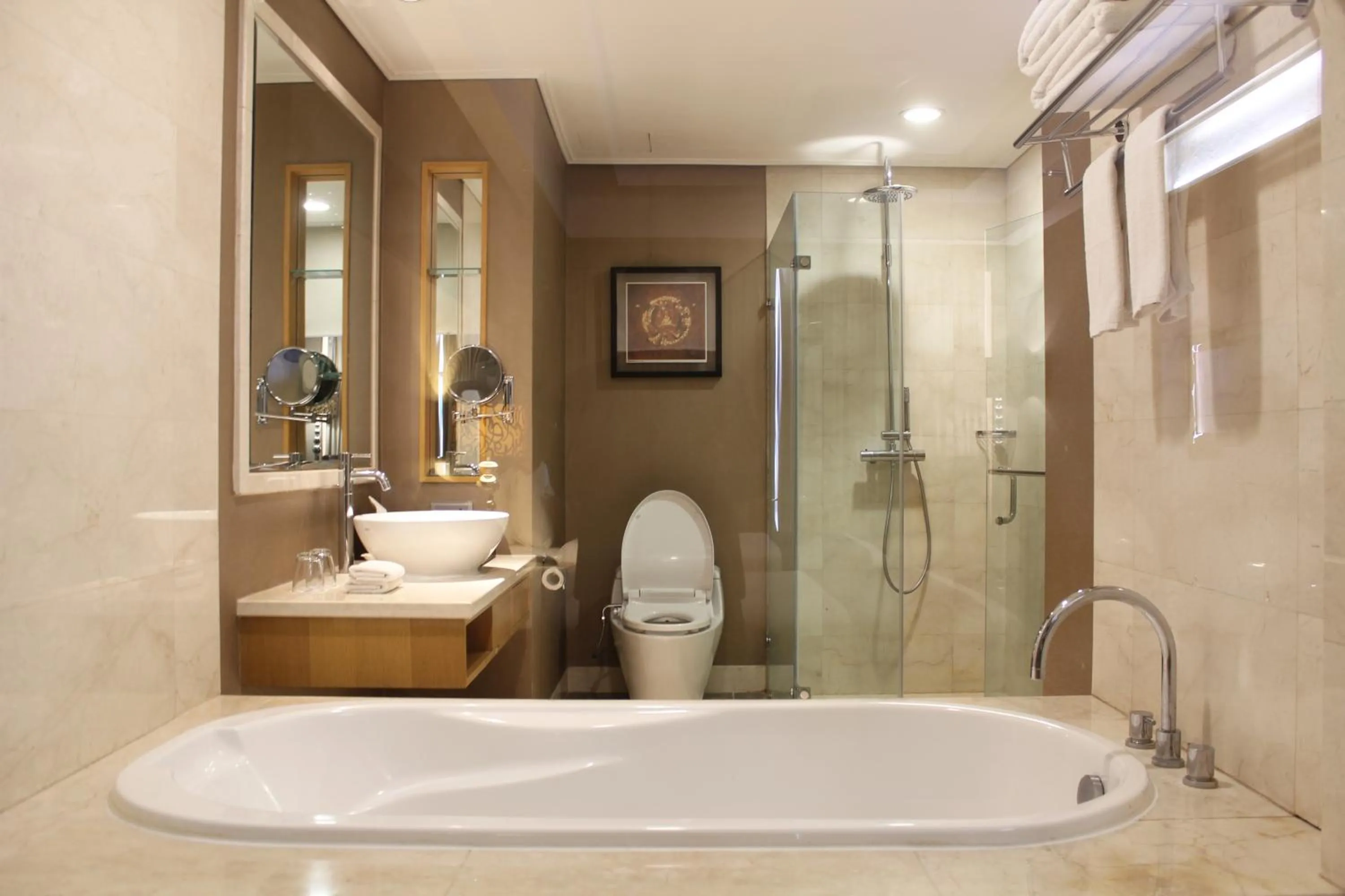 Bathroom in Wyndham Surabaya