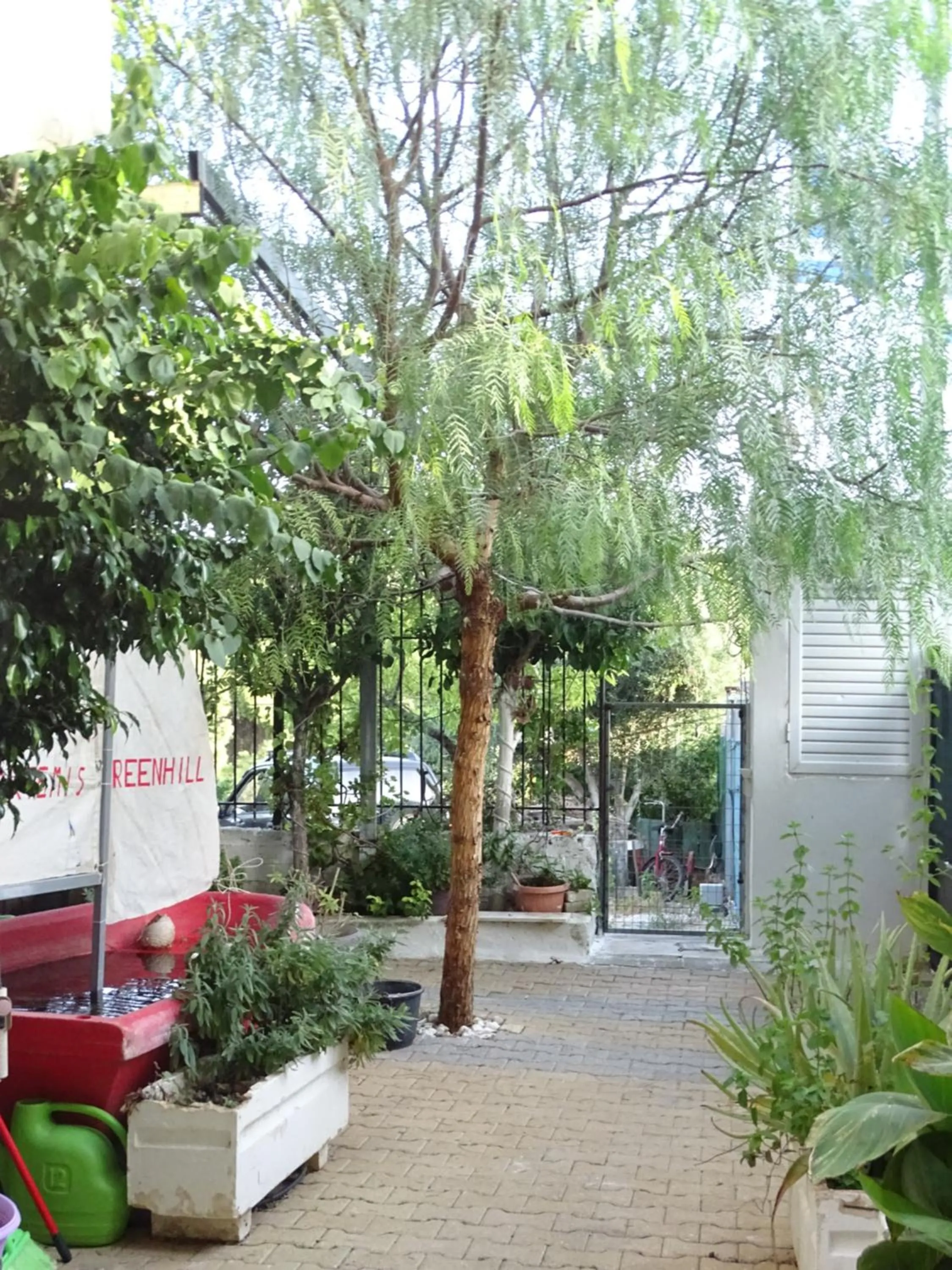 Facade/entrance in Artemis GreenHill