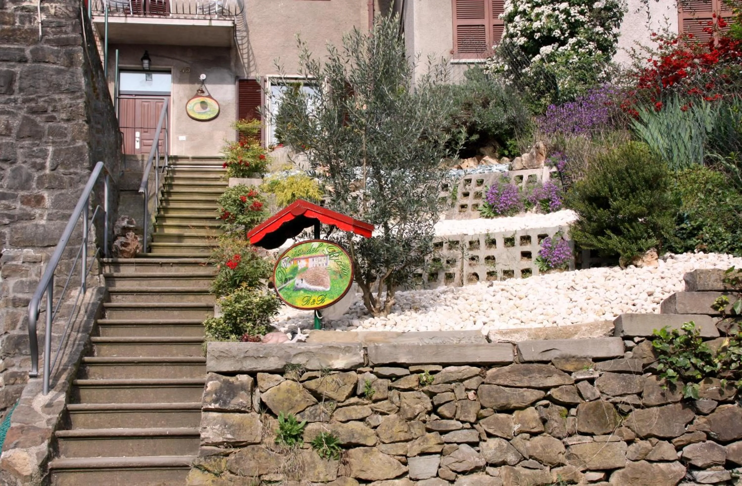 Facade/entrance in Dimora del Riccio