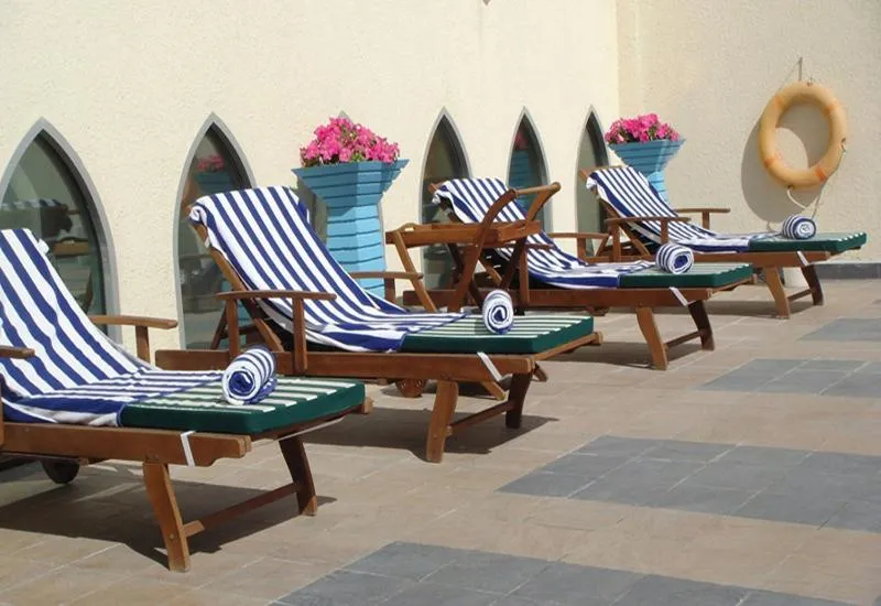 Swimming pool in Gokulam Park Doha