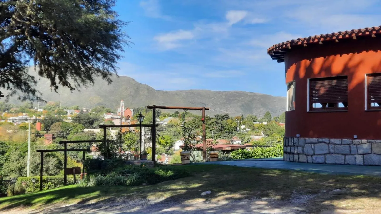 Property building in Castelar - Hotel & Apart