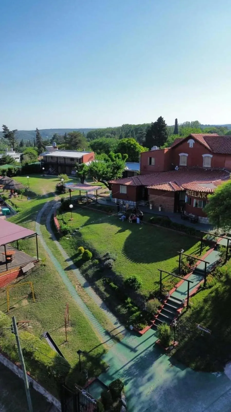 Property building in Castelar - Hotel & Apart