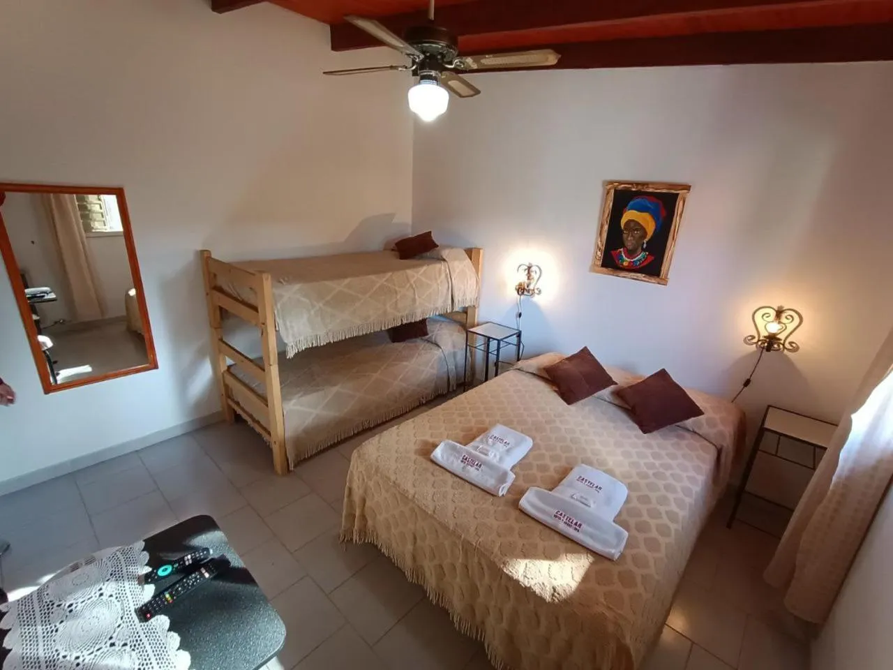 Property building, Bed in Castelar - Hotel & Apart