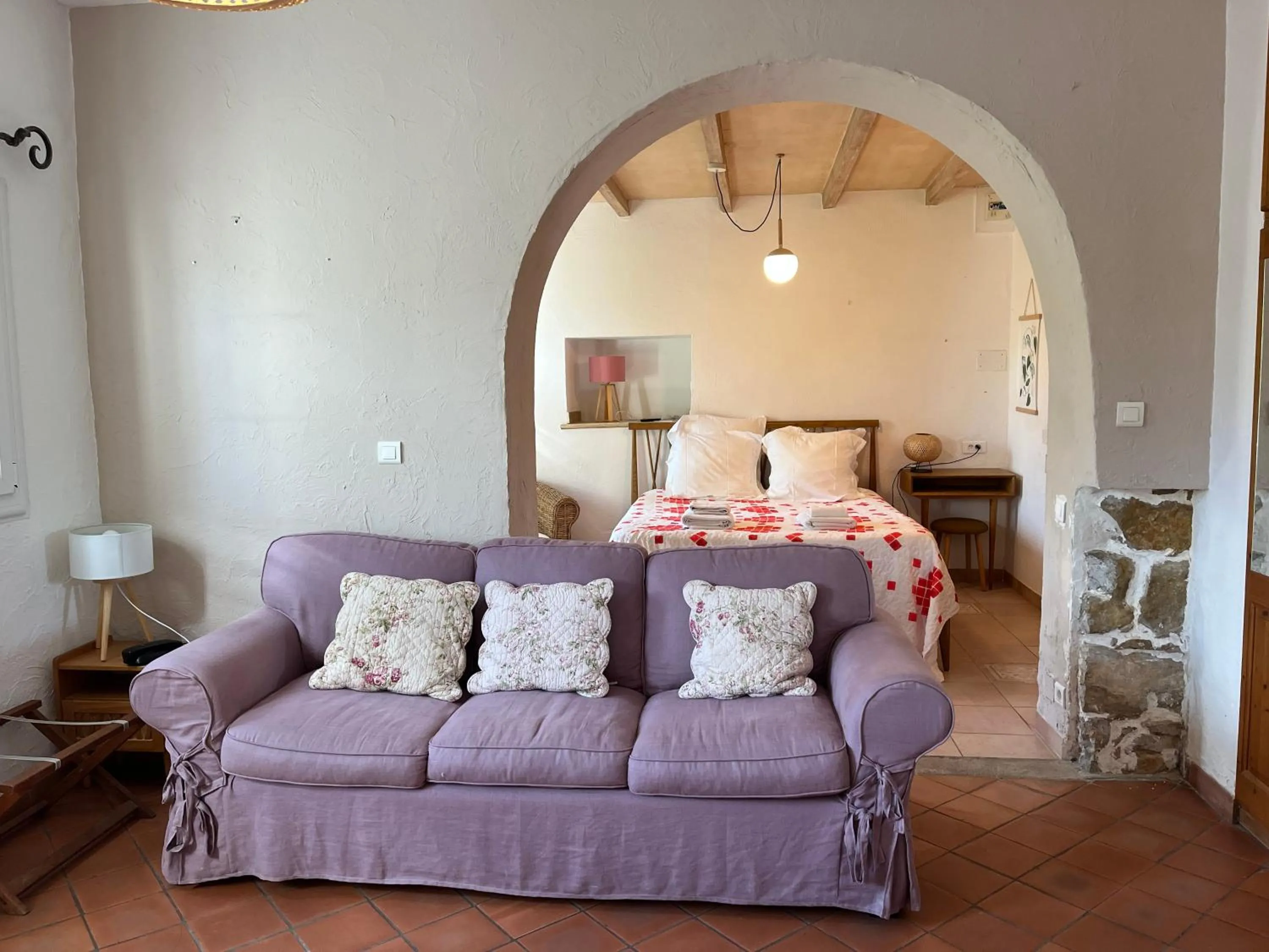 Bedroom in La Villa Roseraie , Hôtel Familial OUVERT TOUTE L ANNEE