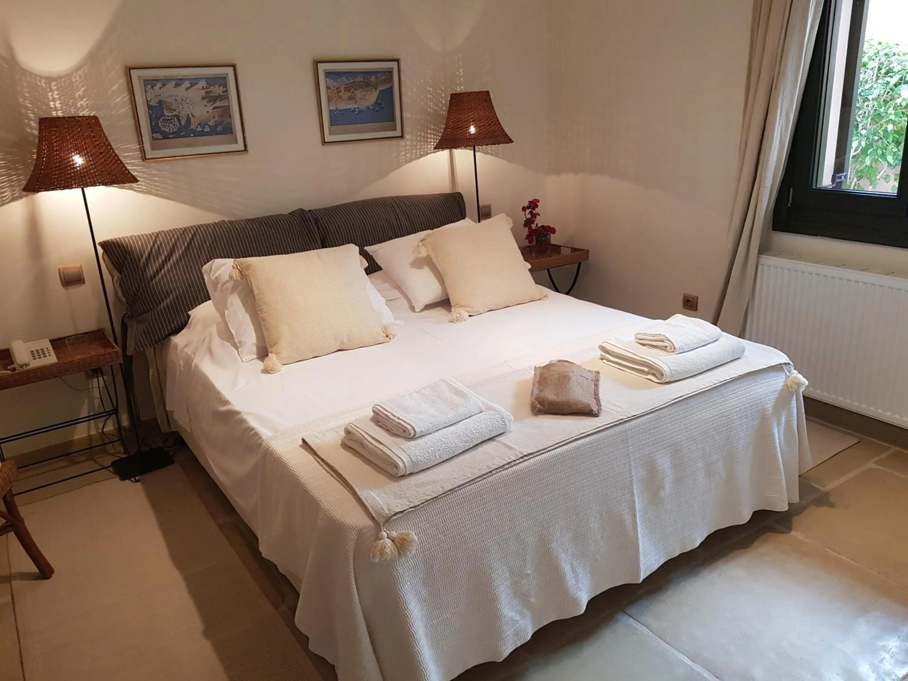 Bed in Therme Sea Luxury Lodge