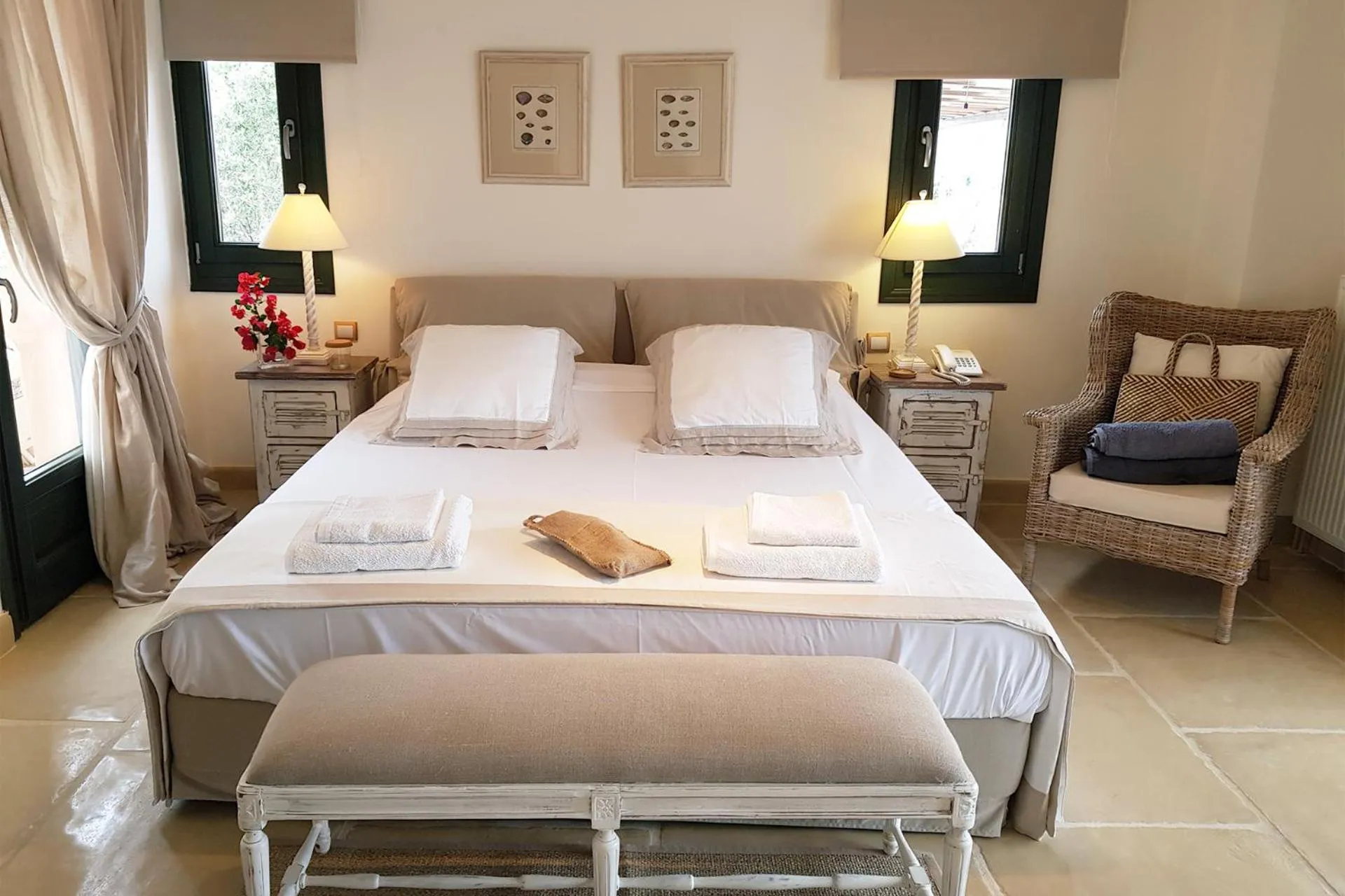 Bed in Therme Sea Luxury Lodge