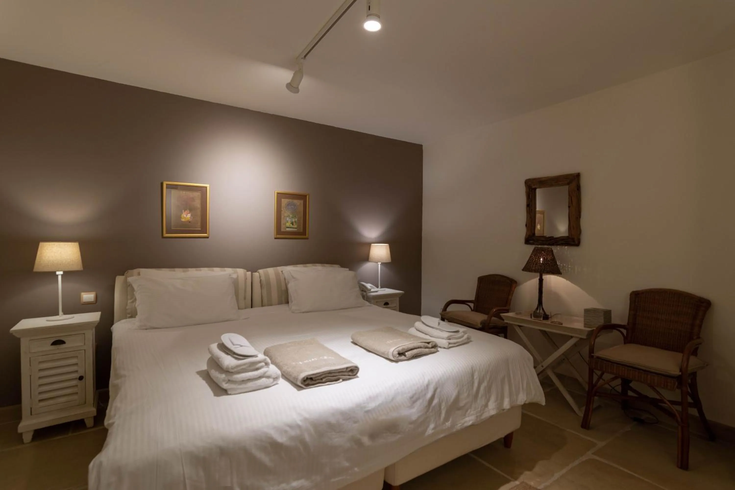 Bedroom, Bed in Therme Sea Luxury Lodge