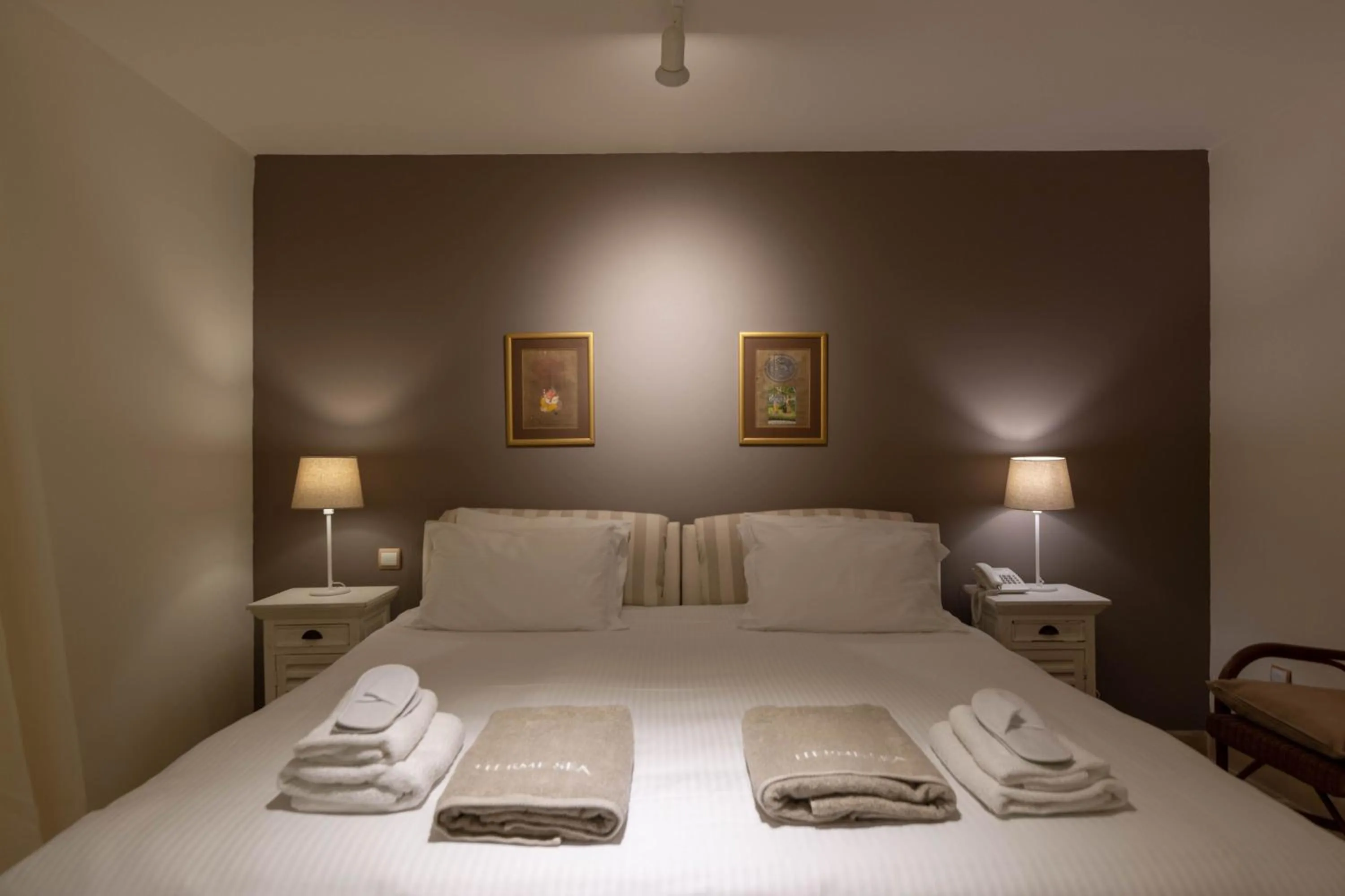 Bedroom, Bed in Therme Sea Luxury Lodge