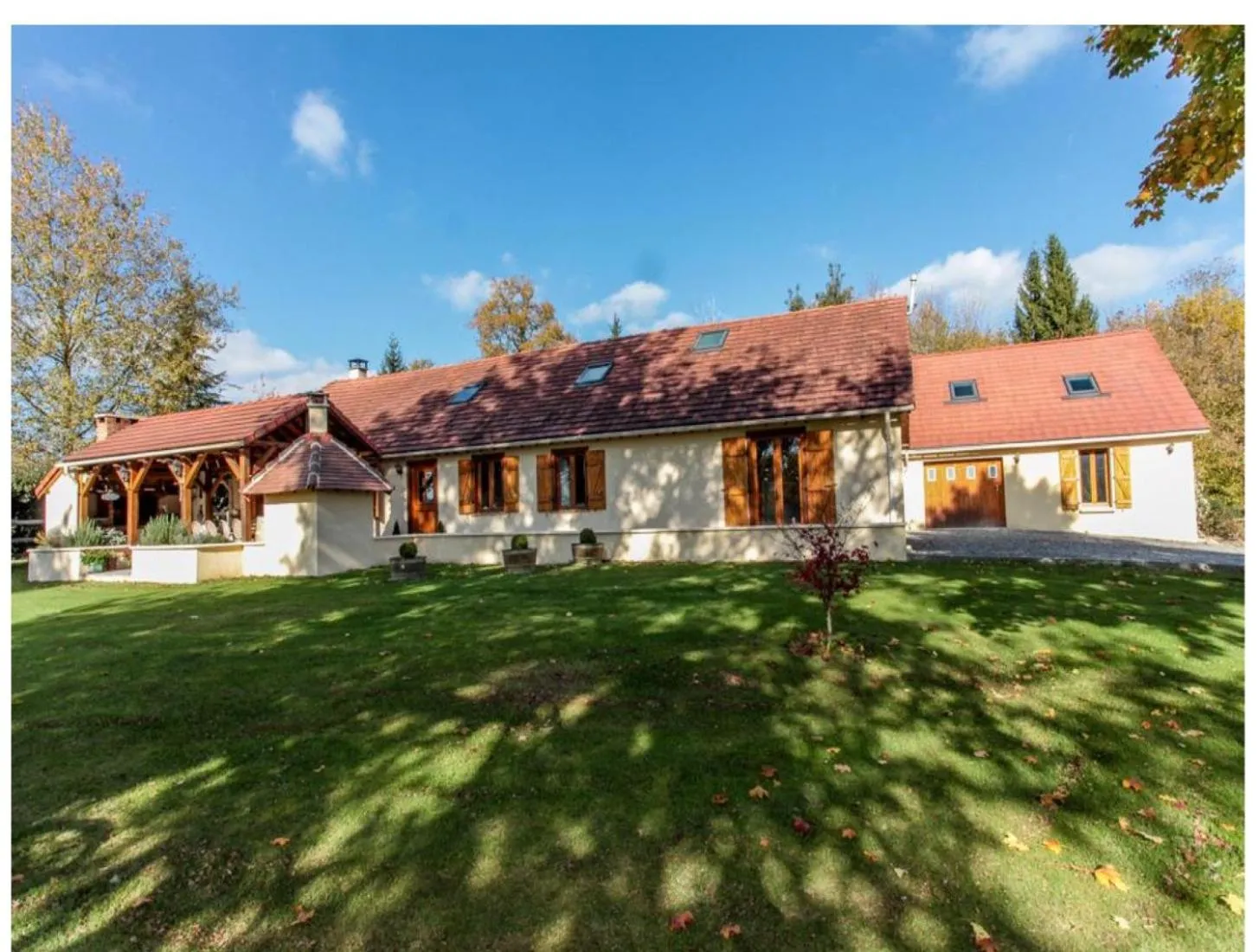 Property building in Libellule