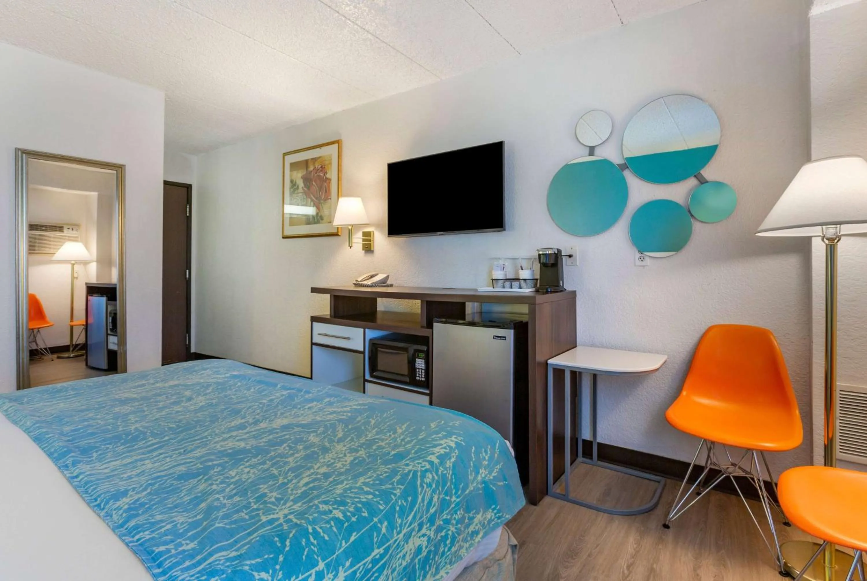 Bed in Howard Johnson by Wyndham Billings