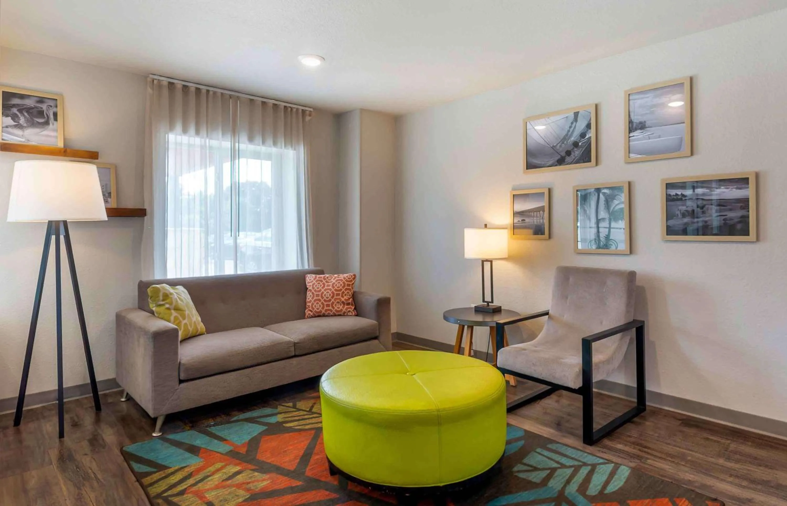 Lobby or reception in Extended Stay America Select Suites - Deerfield Beach