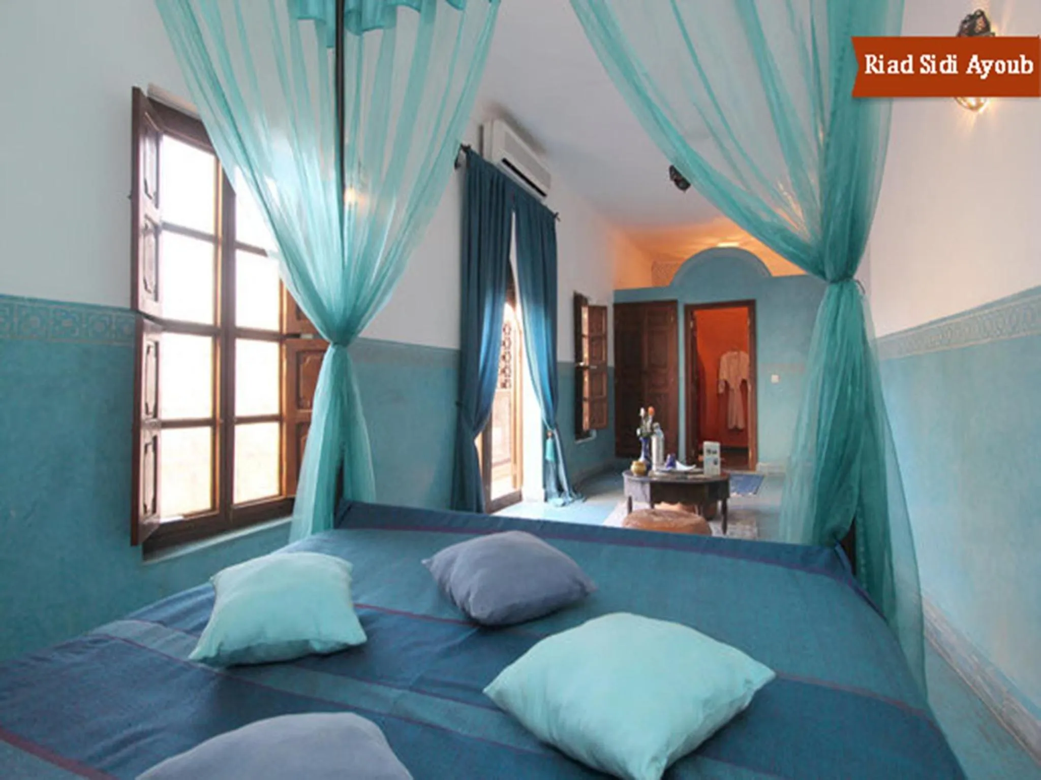 Decorative detail, Bed in Riad Sidi Ayoub