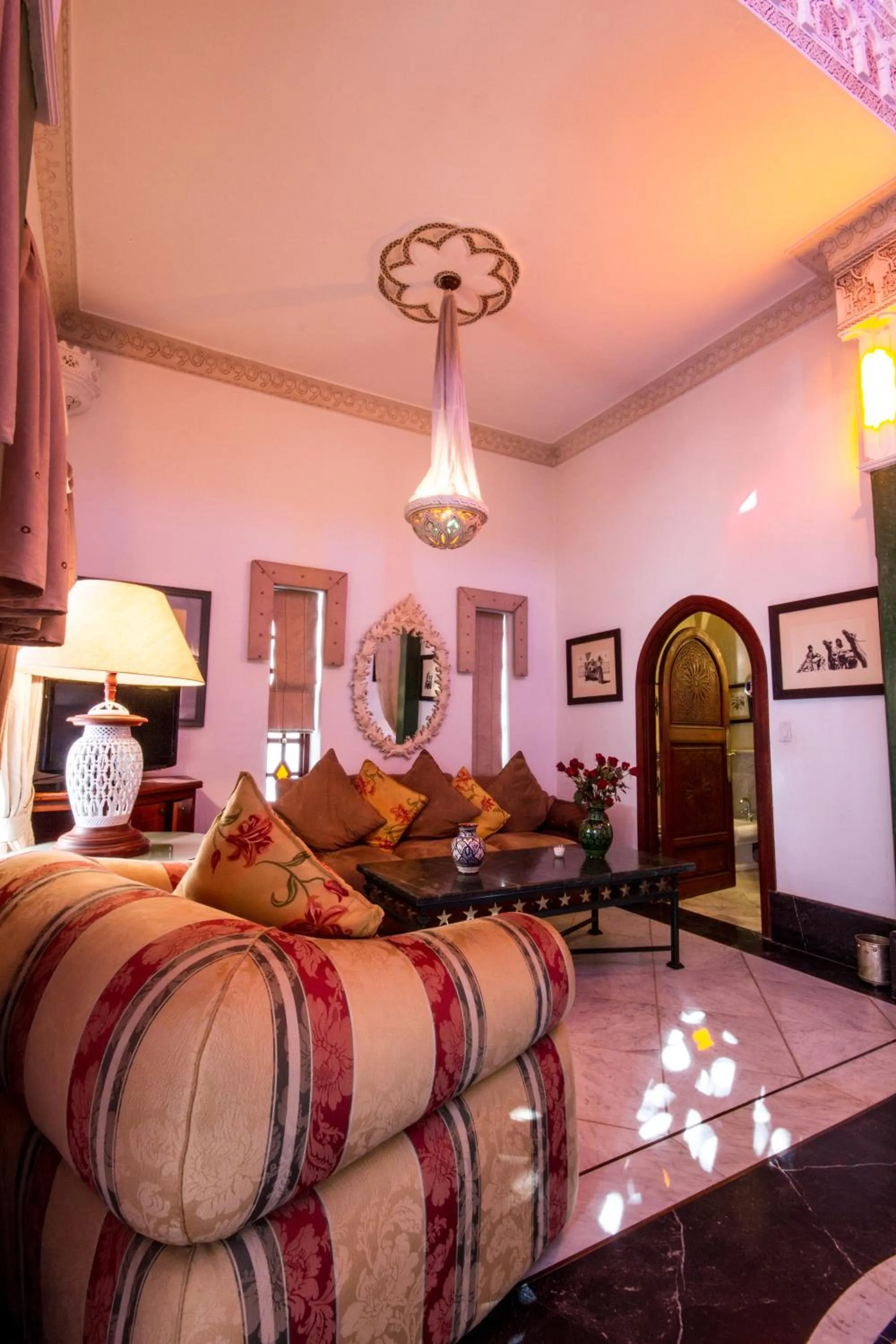 Seating area in Palais Dar Donab