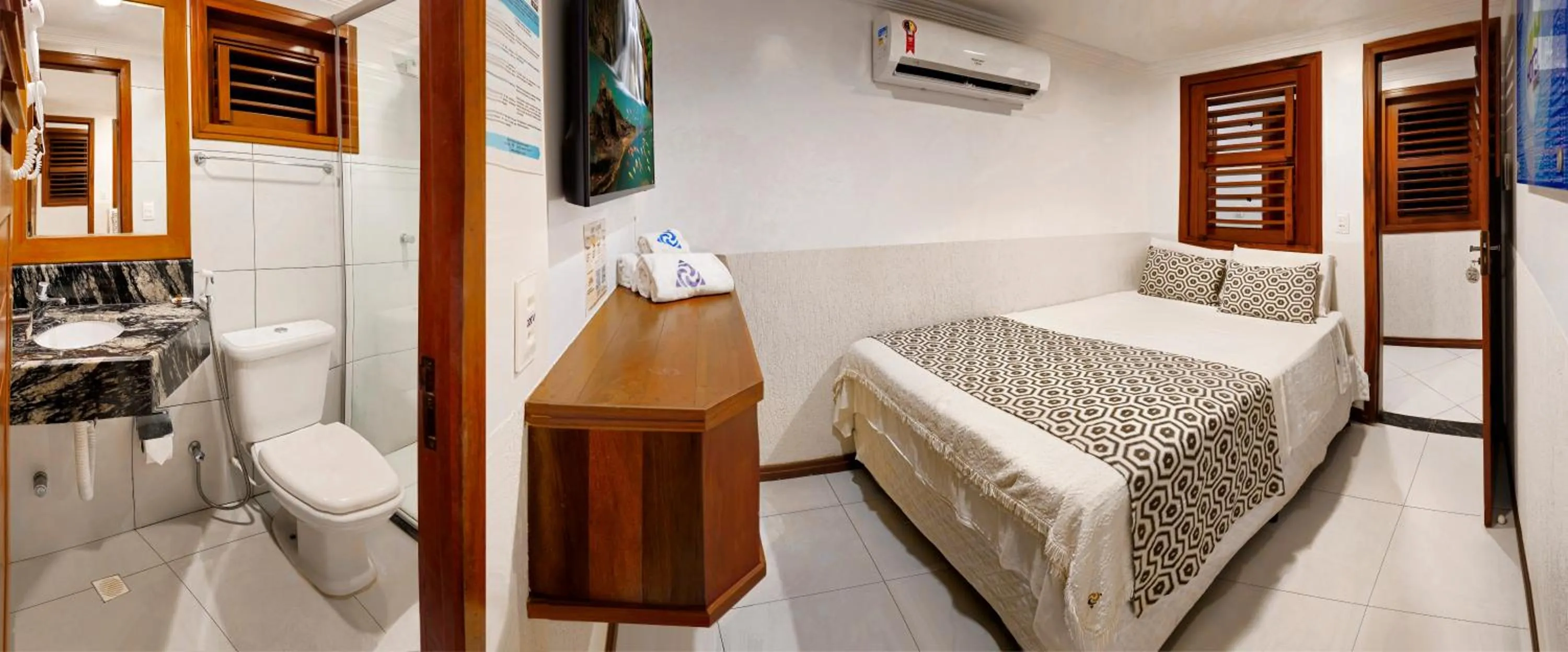 Bathroom, Bed in Mini Hotel Dunas
