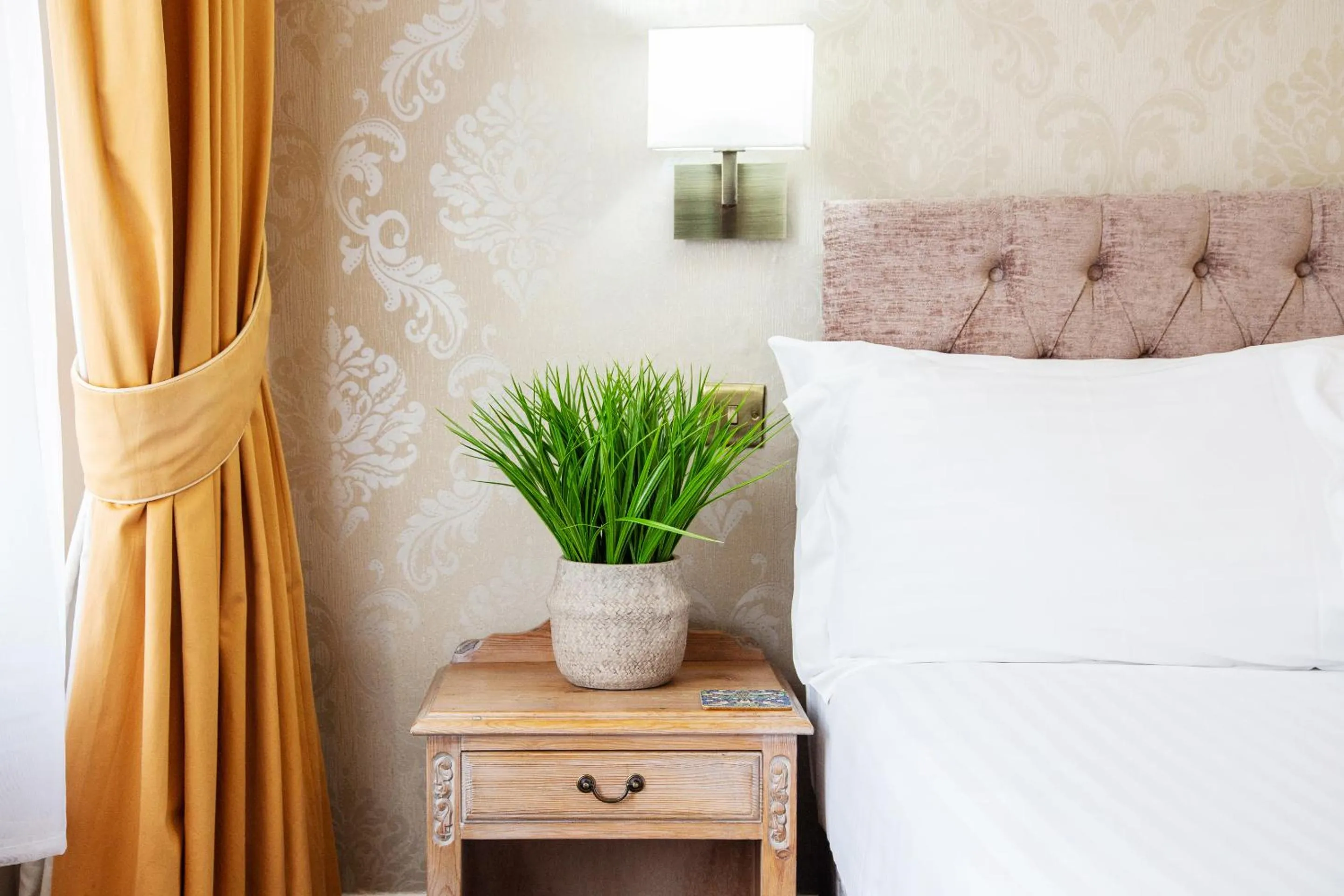 Bedroom in The Montana