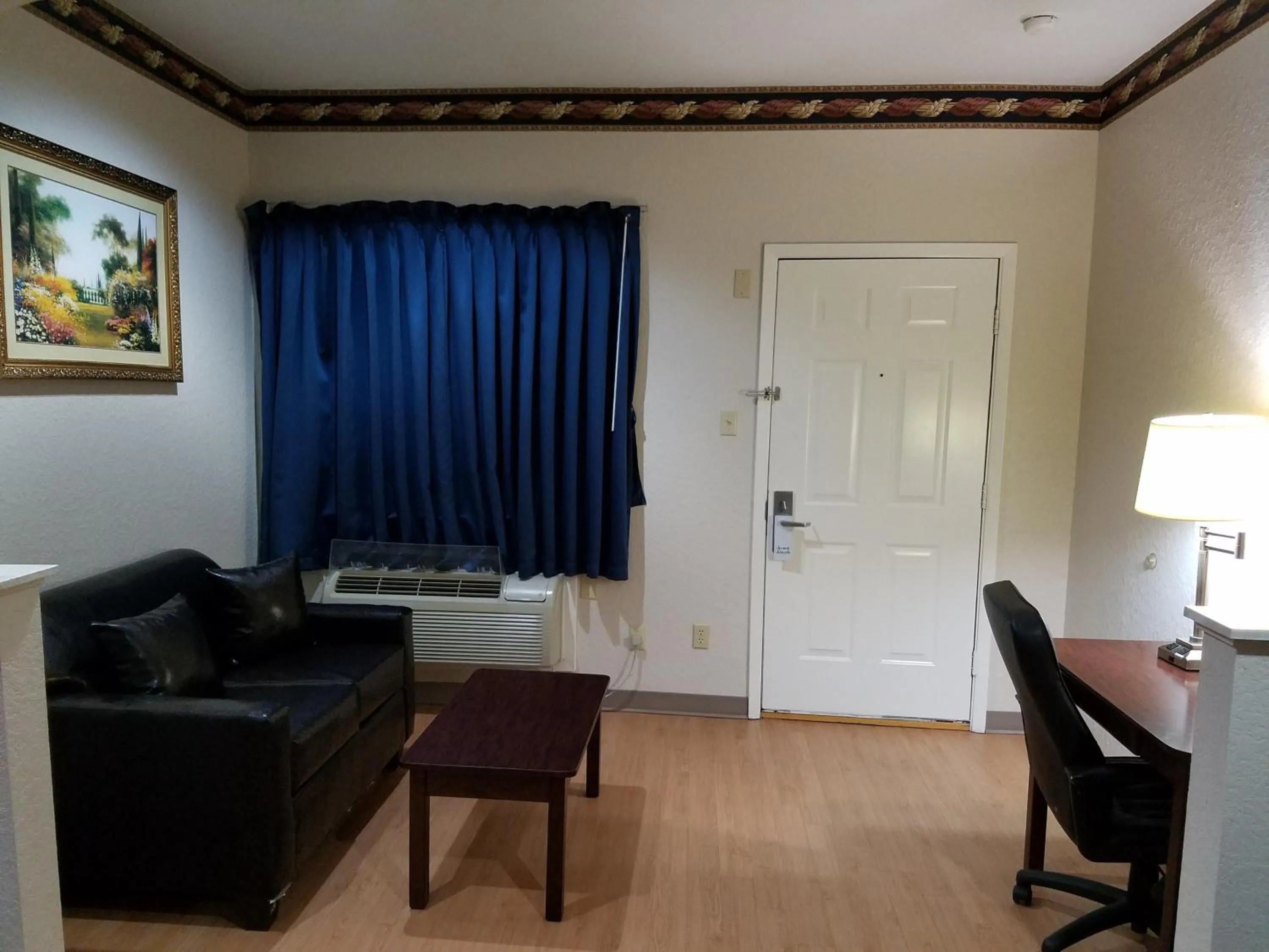 Scott Inn & Suites - Downtown Houston