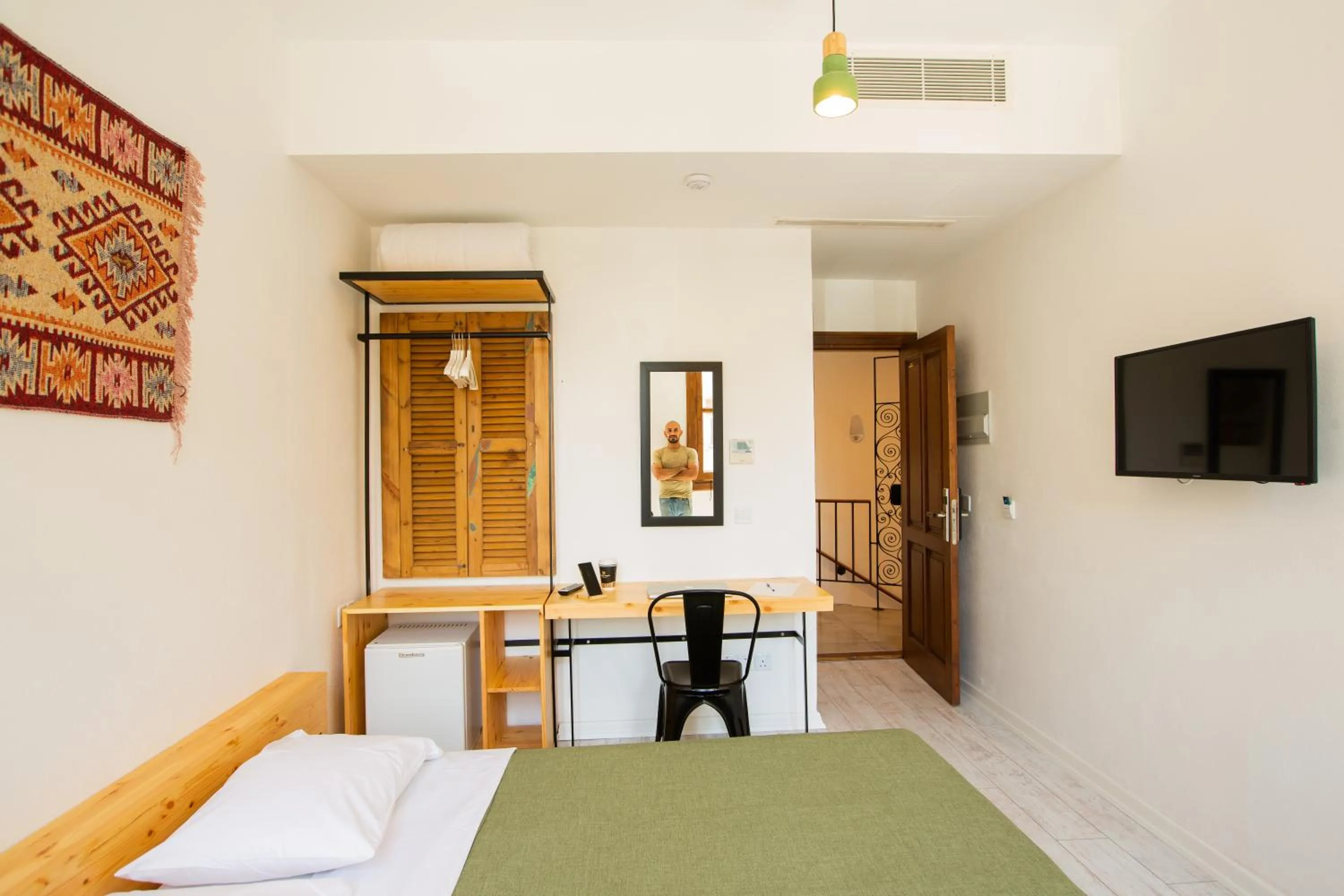 Staff in Djumba Hotel & Cafe