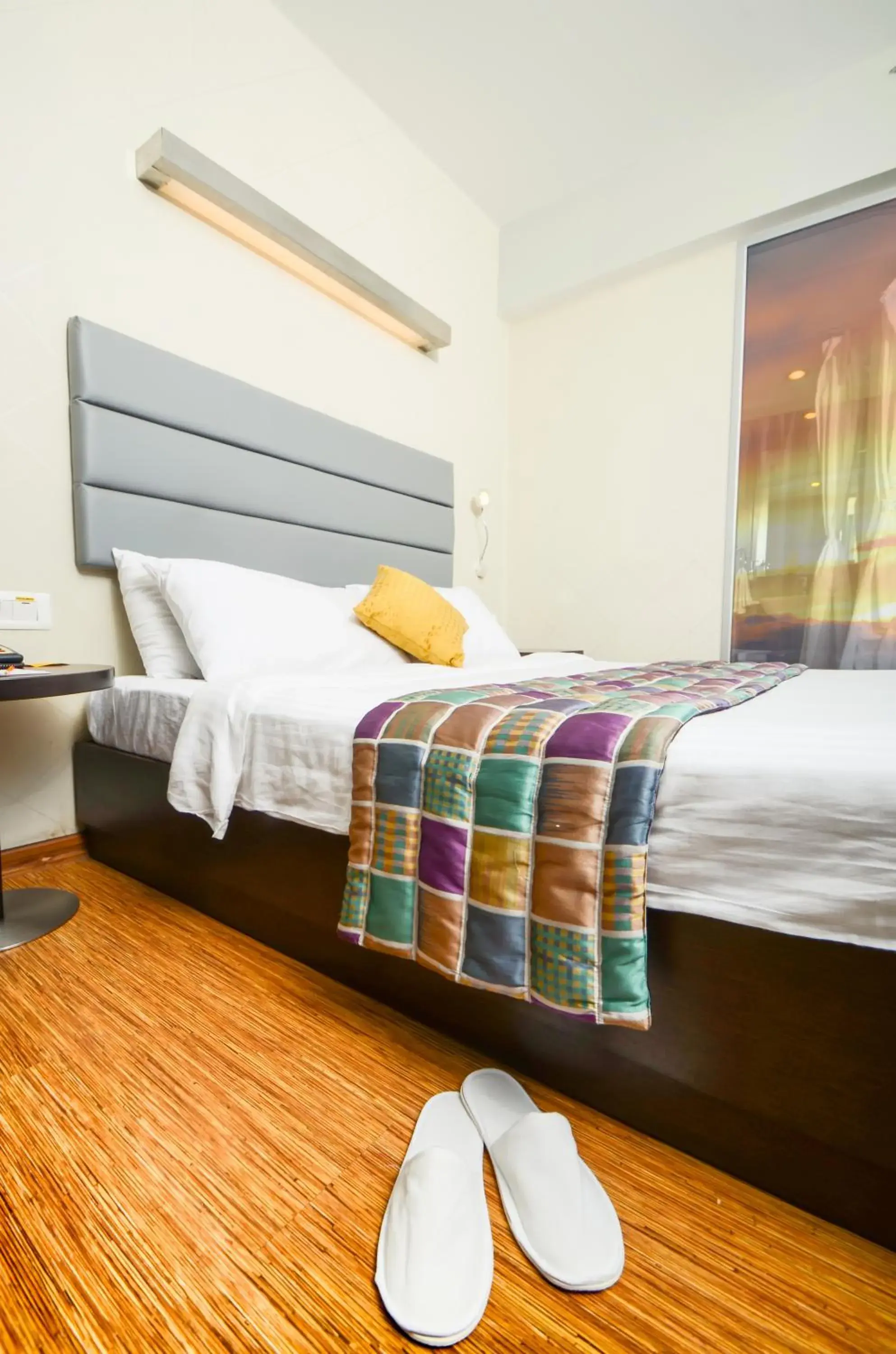 Standard Room King Bed - single occupancy in Keys Select by Lemon Tree Hotels, Pimpri, Pune Standard Room King Bed - single occupancy in Keys Select by Lemon Tree Hotels, Pimpri, Pune