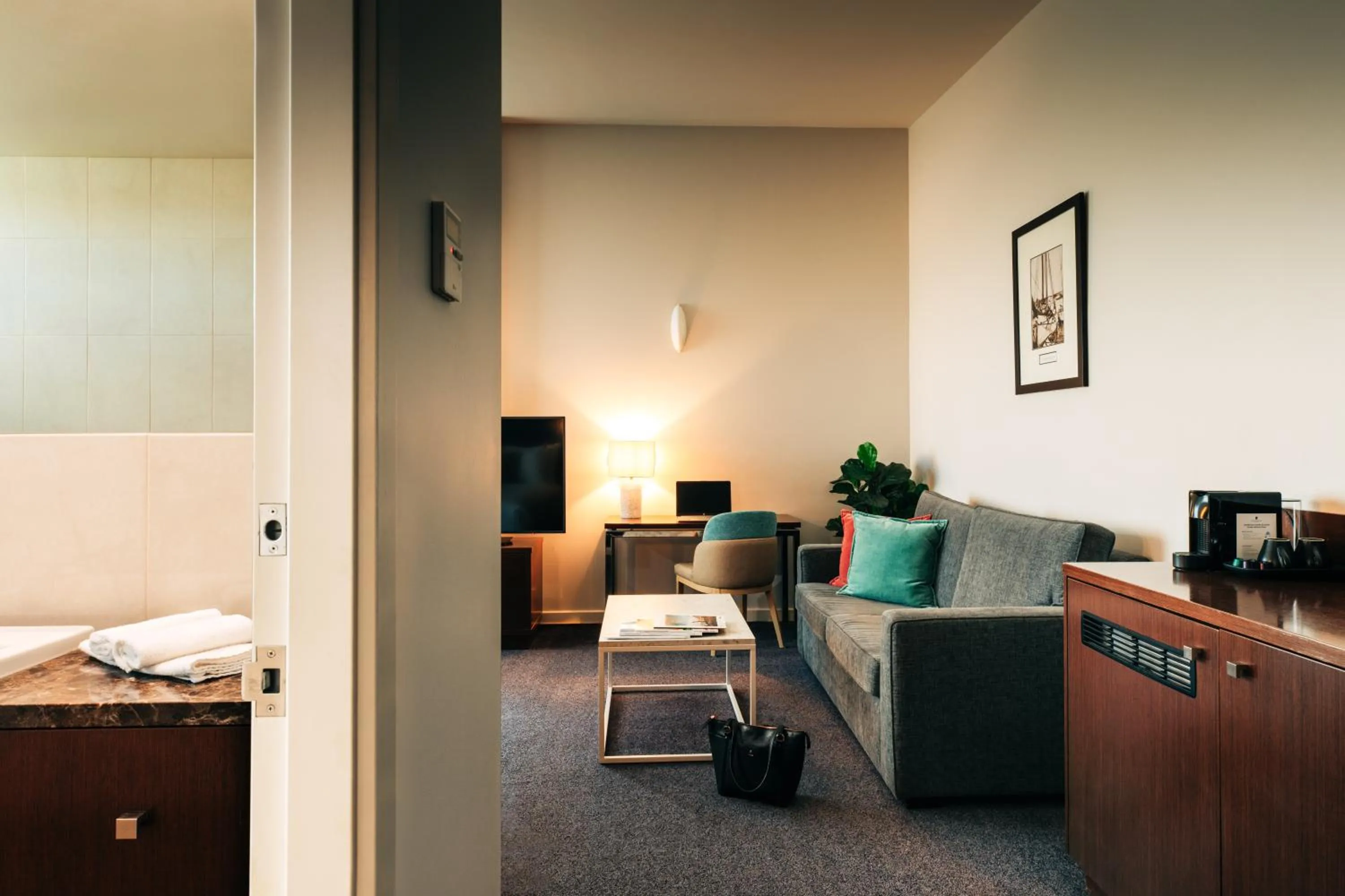 Bed in Port Lincoln Hotel