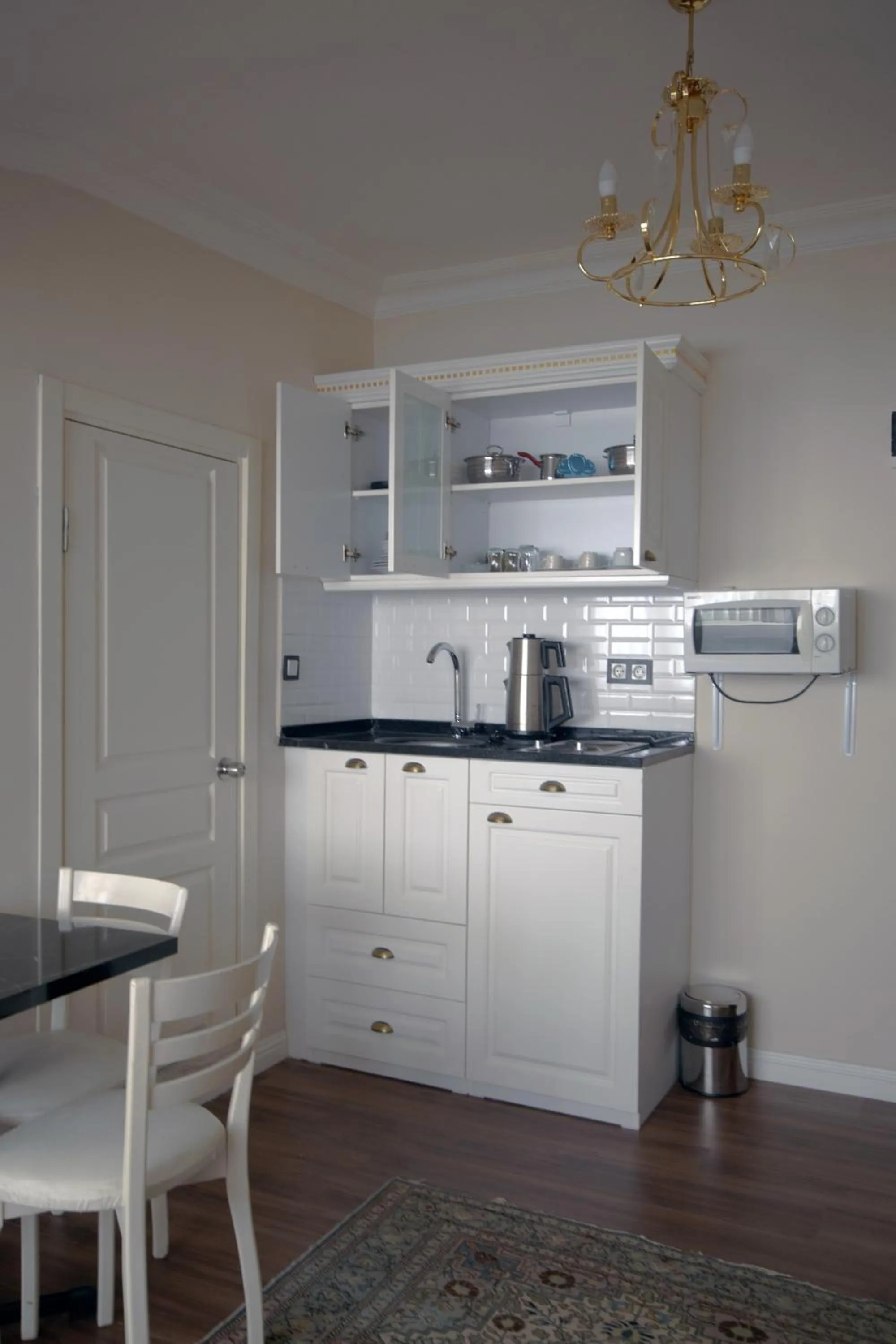 Kitchen or kitchenette in IQ Hotel Beyoğlu