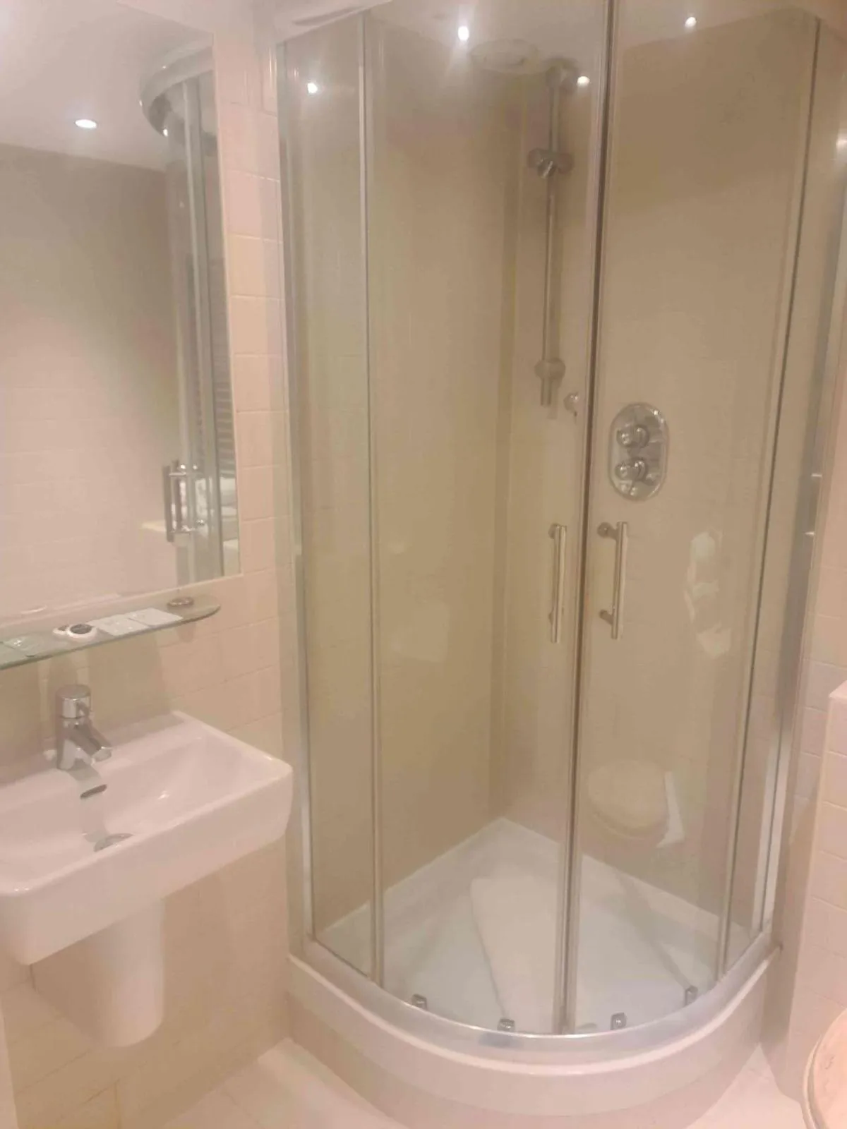 Hyde Park Executive Apartments