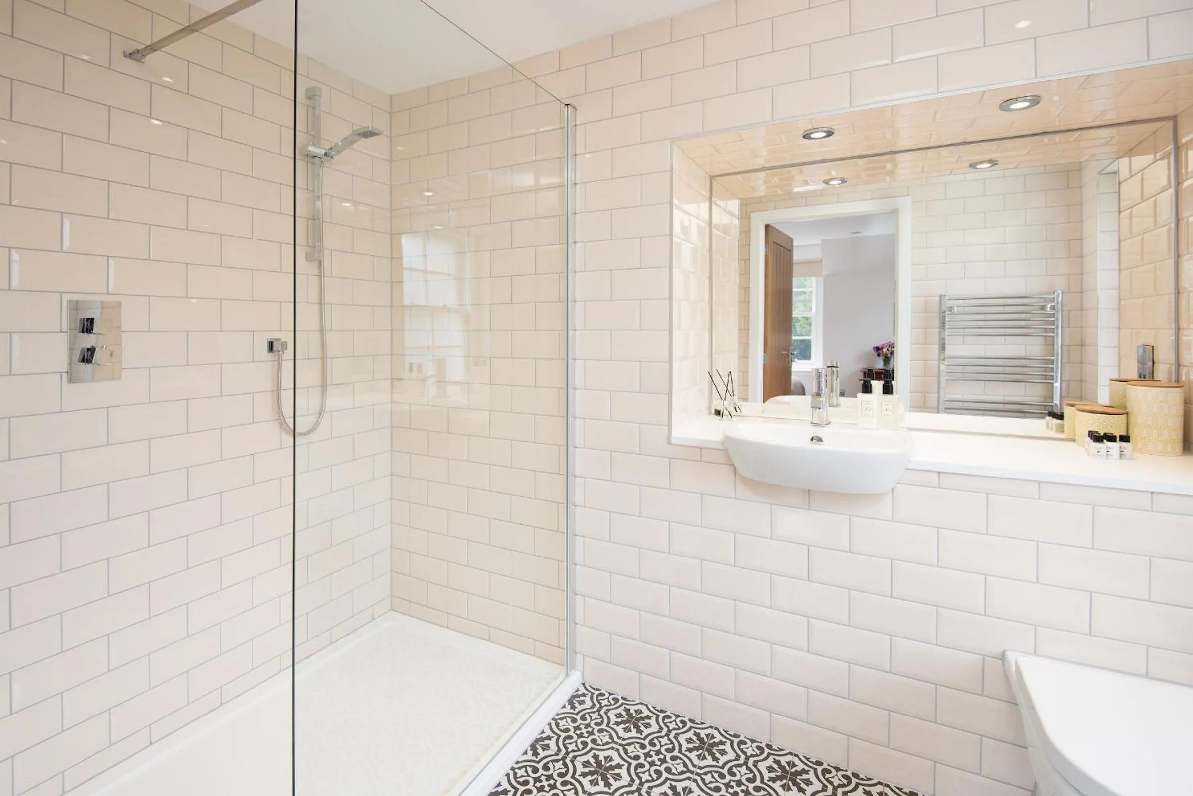 Shower in Mill House Monzie