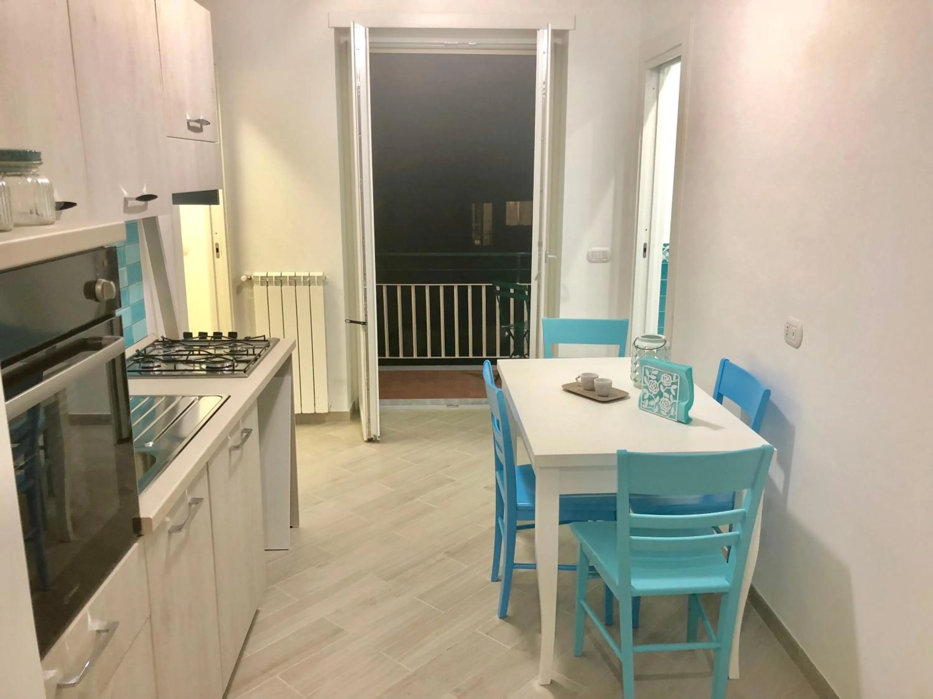 Kitchen or kitchenette in Chiaro di Luna