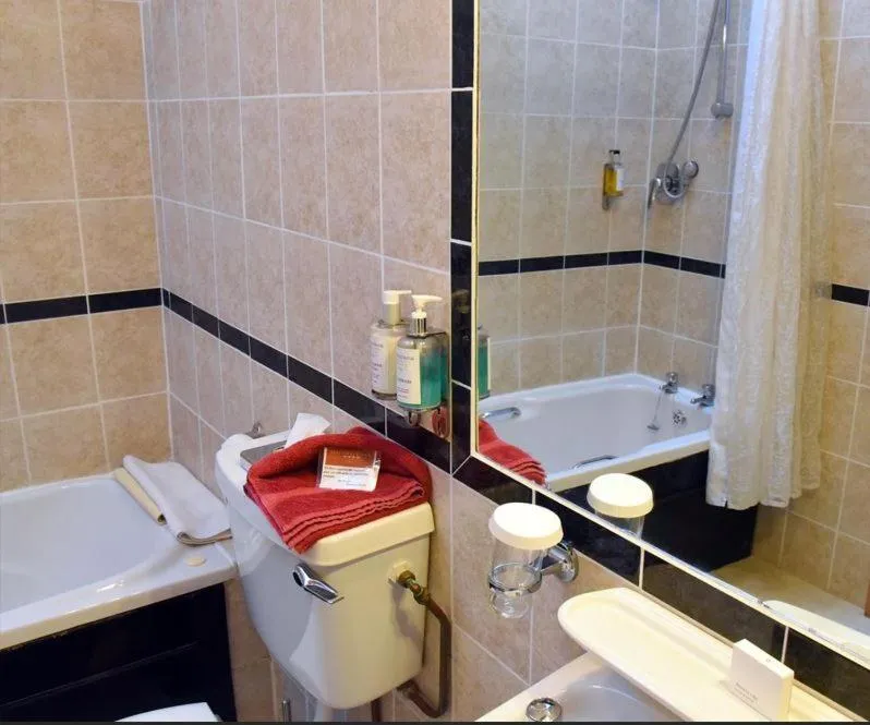 Bathroom in The Old Bank Bruff Family Town House