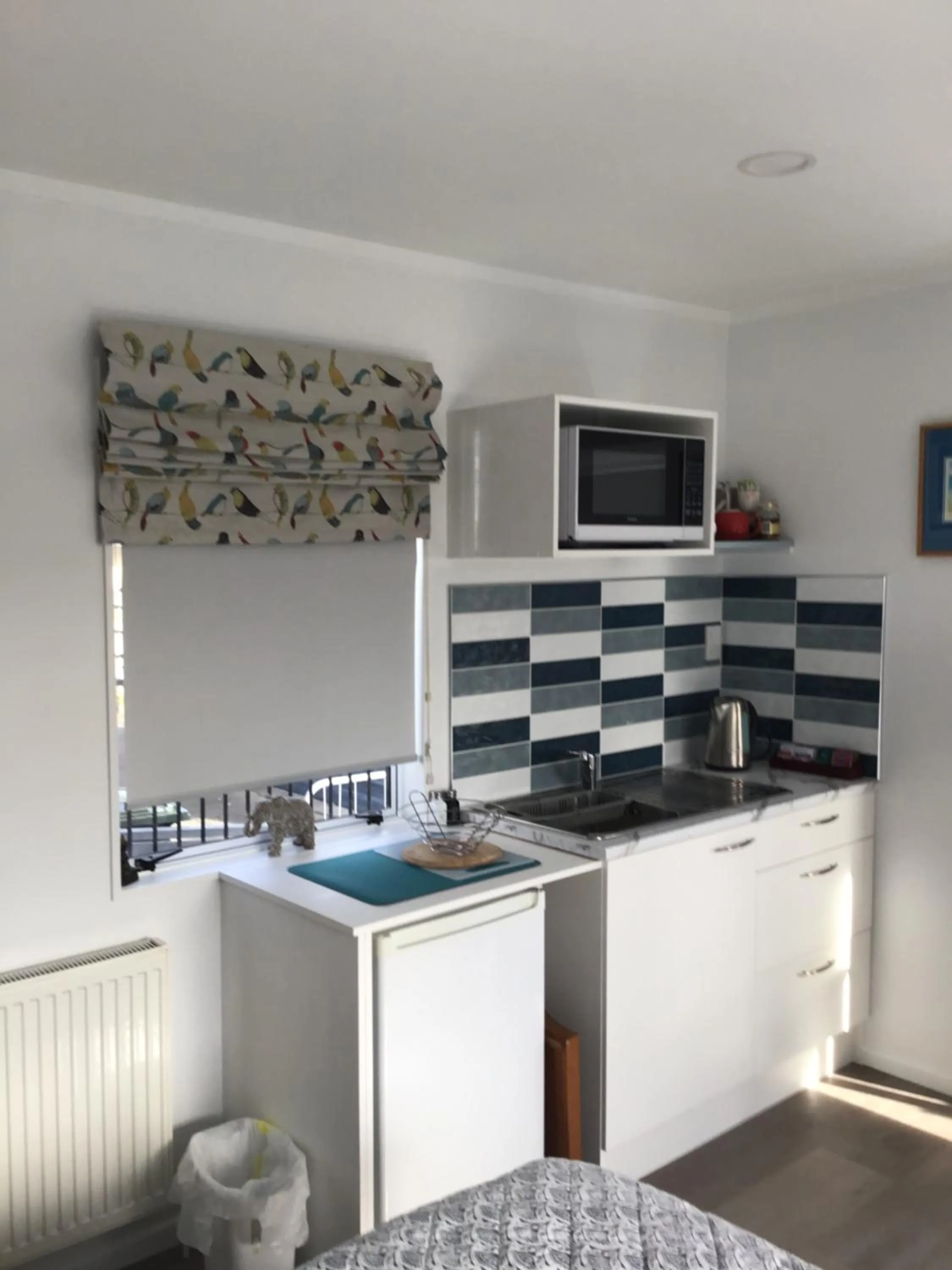 Kitchen or kitchenette in Fossil Coast B&B