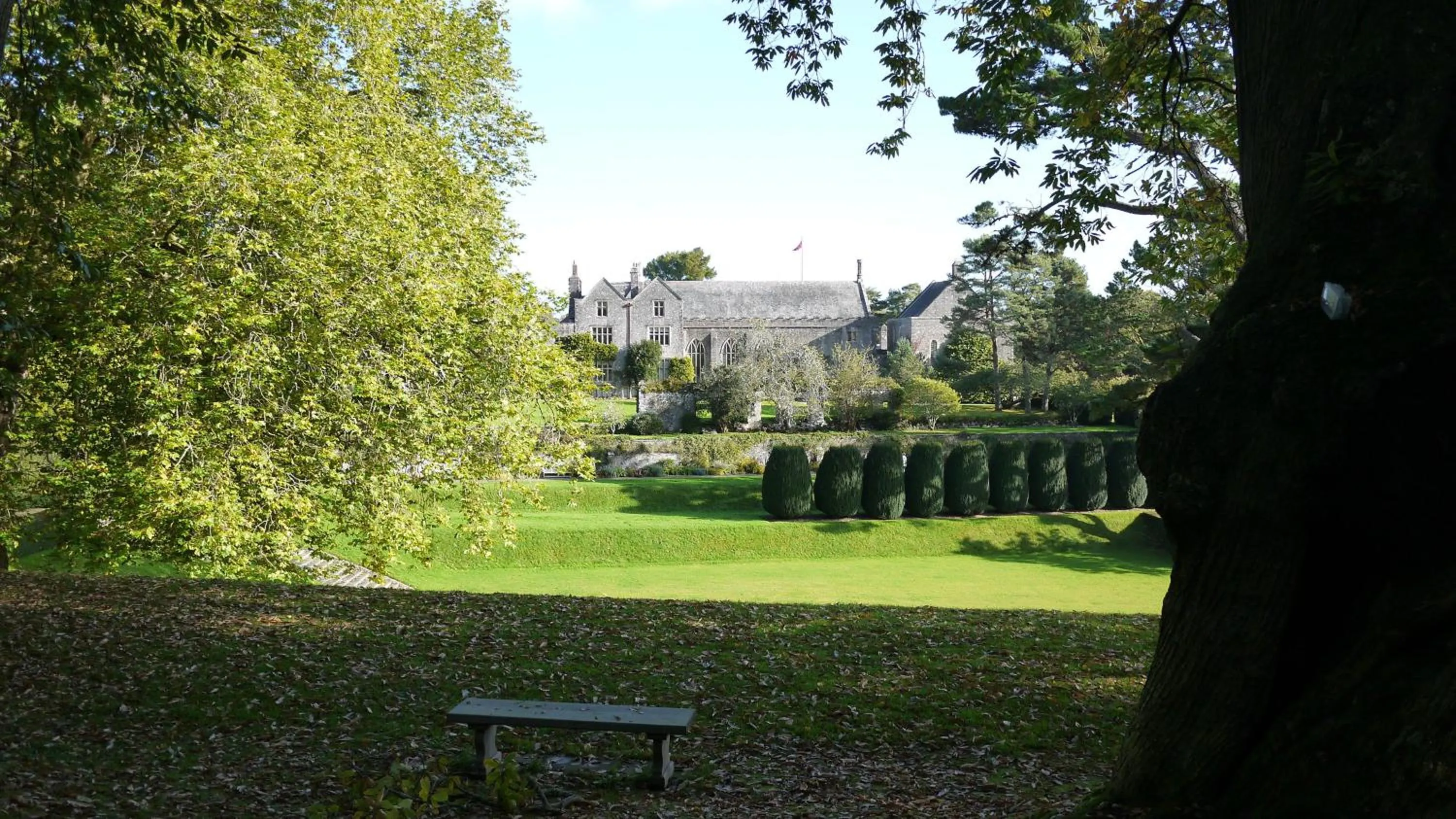 Garden in Dartington Hall