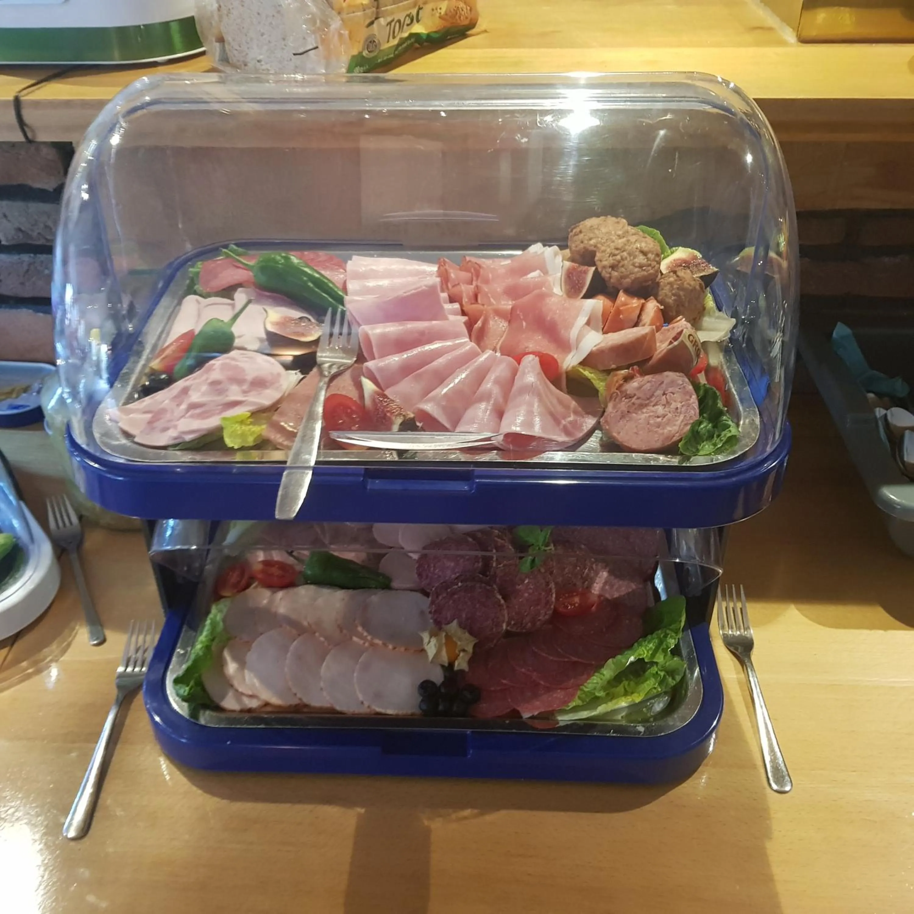 Breakfast in hotel das deichhaus