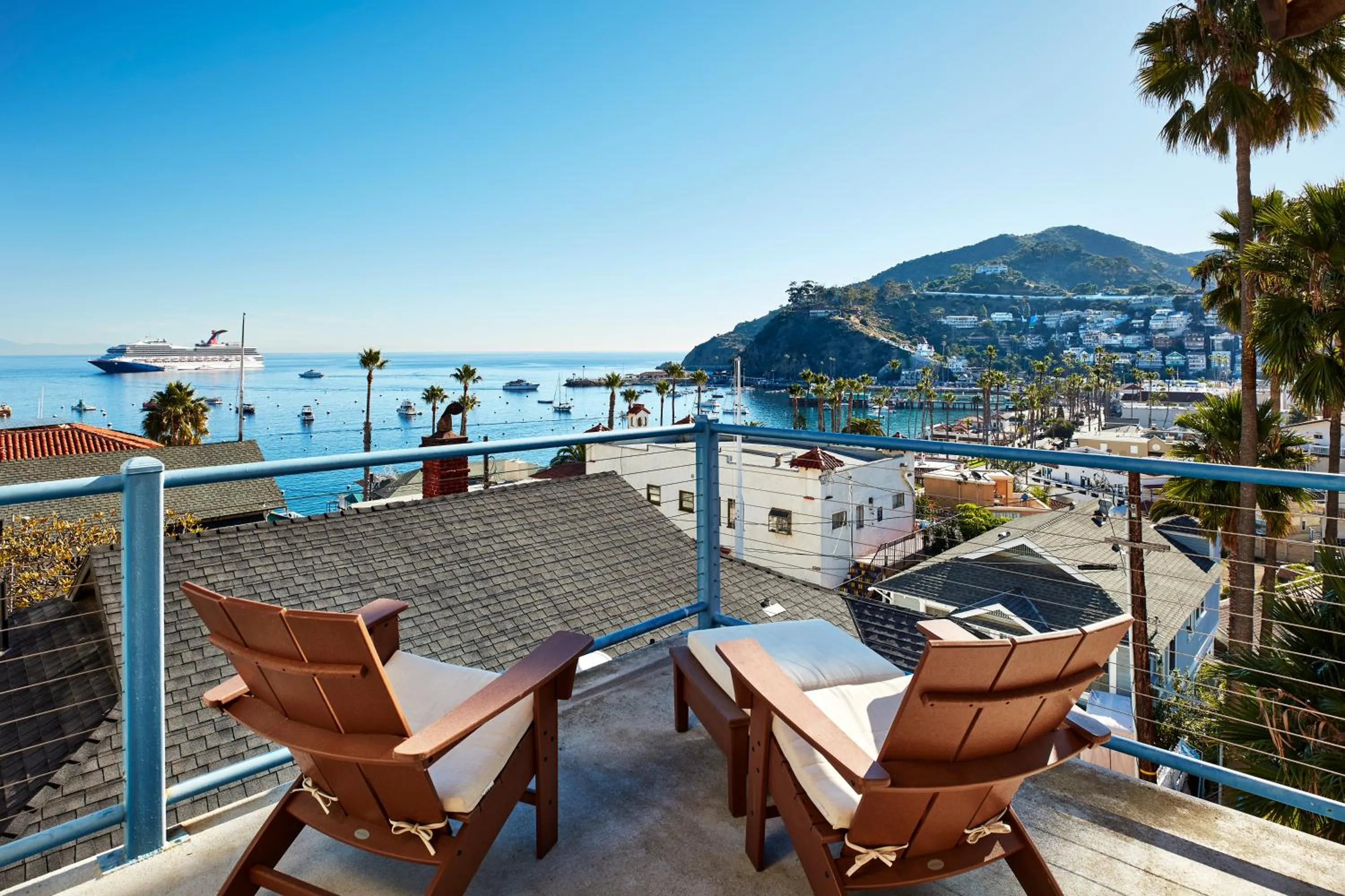 Balcony/Terrace in Seaport Village Inn, Avalon