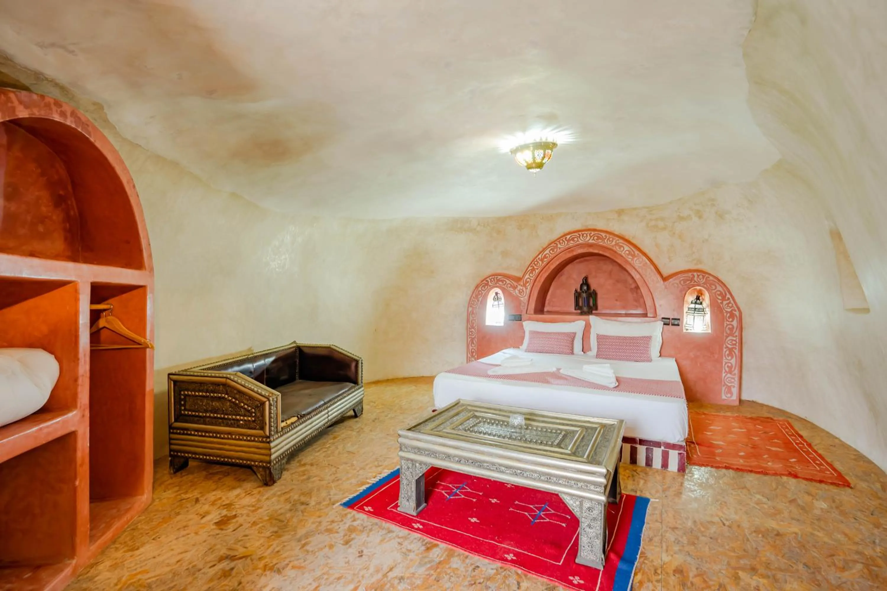 Bed in Kasbah Tizzarouine