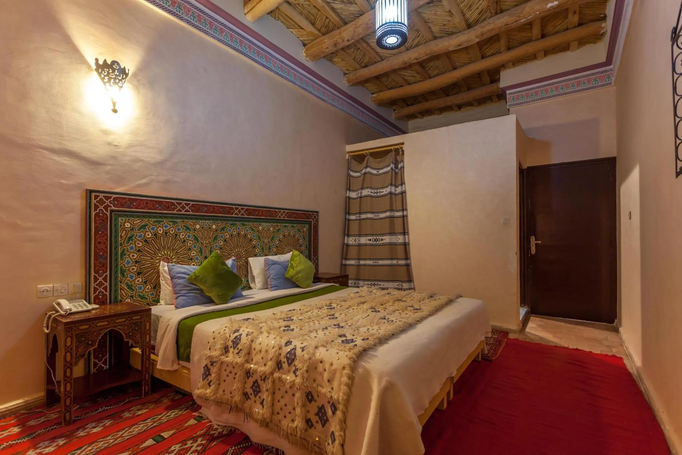 Bed in Kasbah Tizzarouine