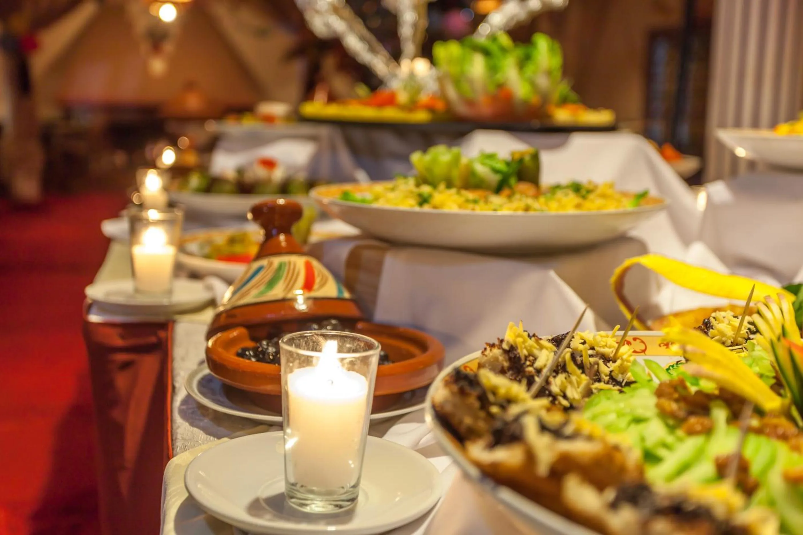 Restaurant/places to eat in Kasbah Tizzarouine