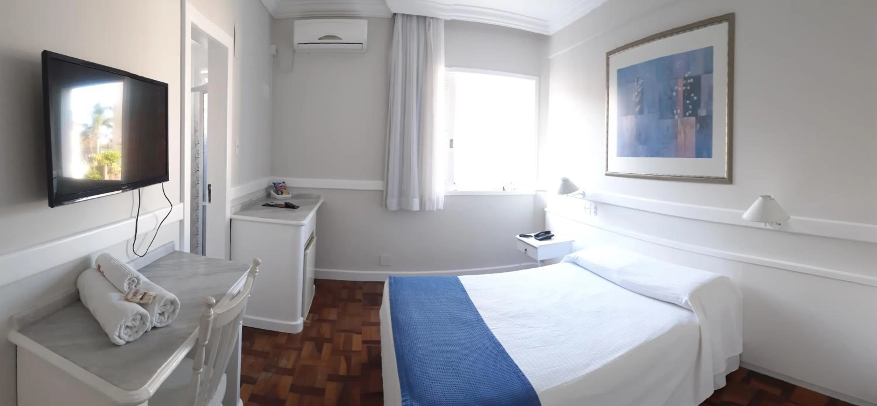 Photo of the whole room in Hotel Bruggemann