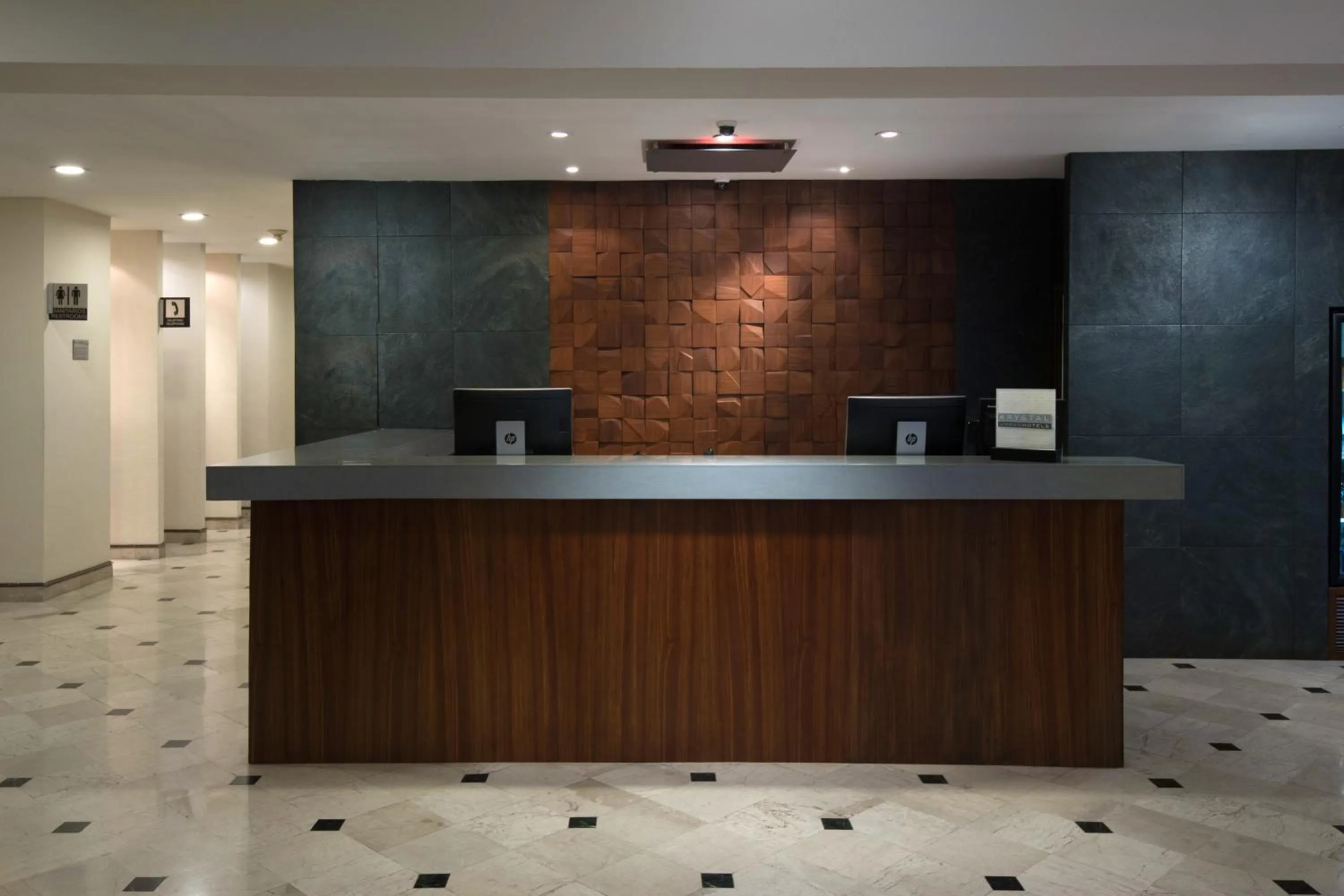Lobby or reception in Krystal Urban Monterrey San Jeronimo